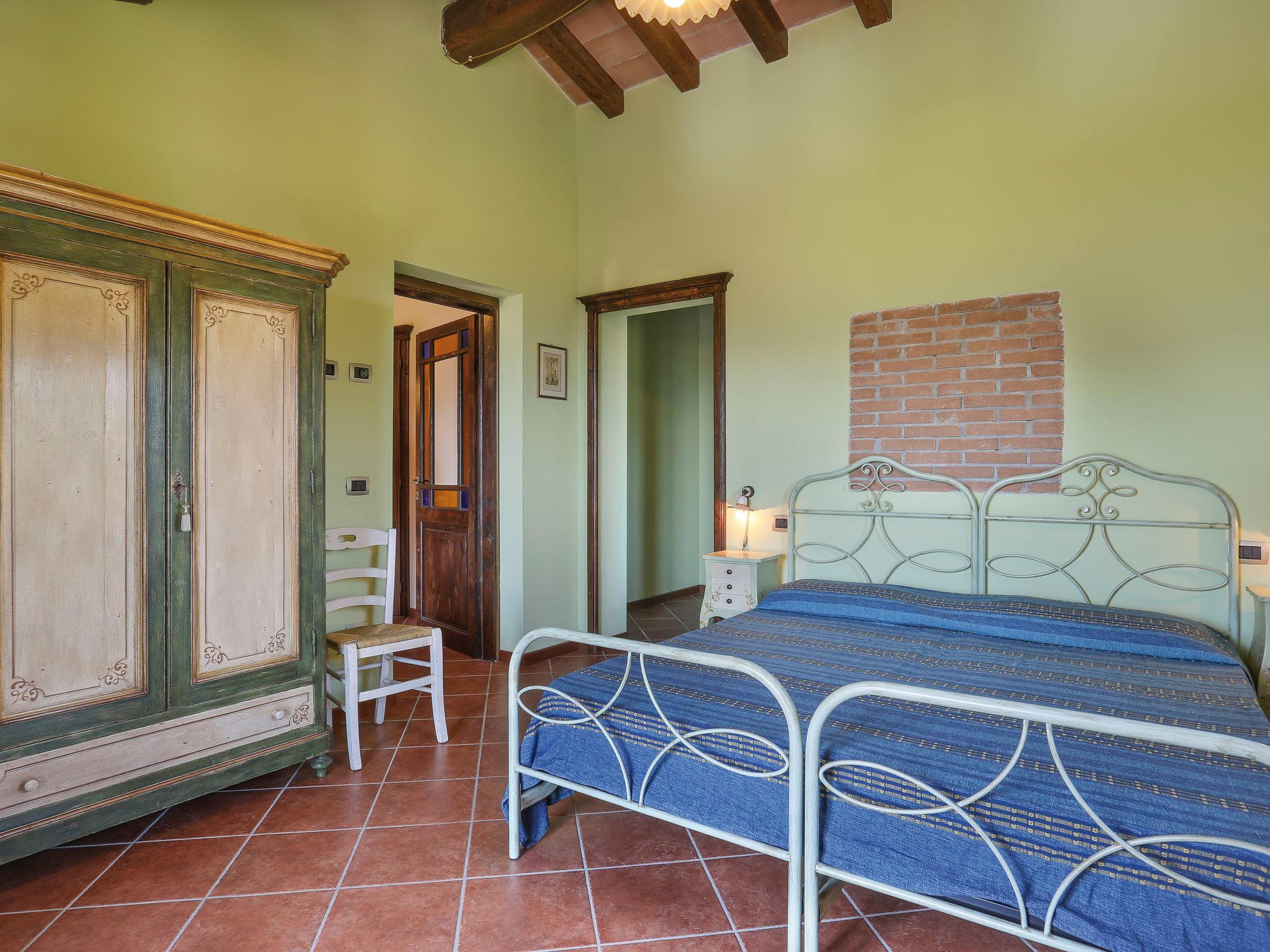 Photo 16 - 4 bedroom House in Molazzana with private pool and garden