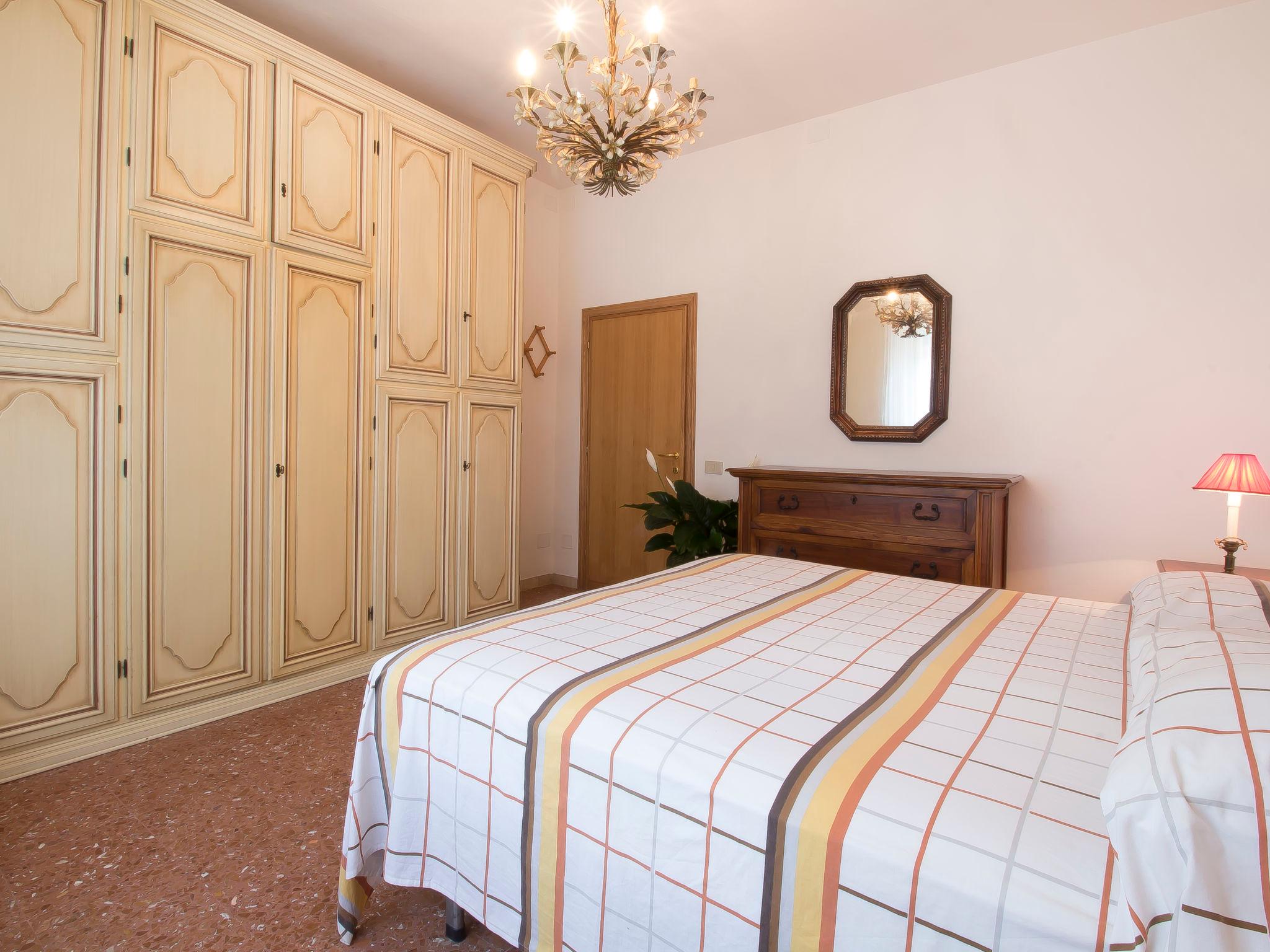 Foto 11 - Appartamento con 3 camere da letto a San Vincenzo con giardino e vista mare