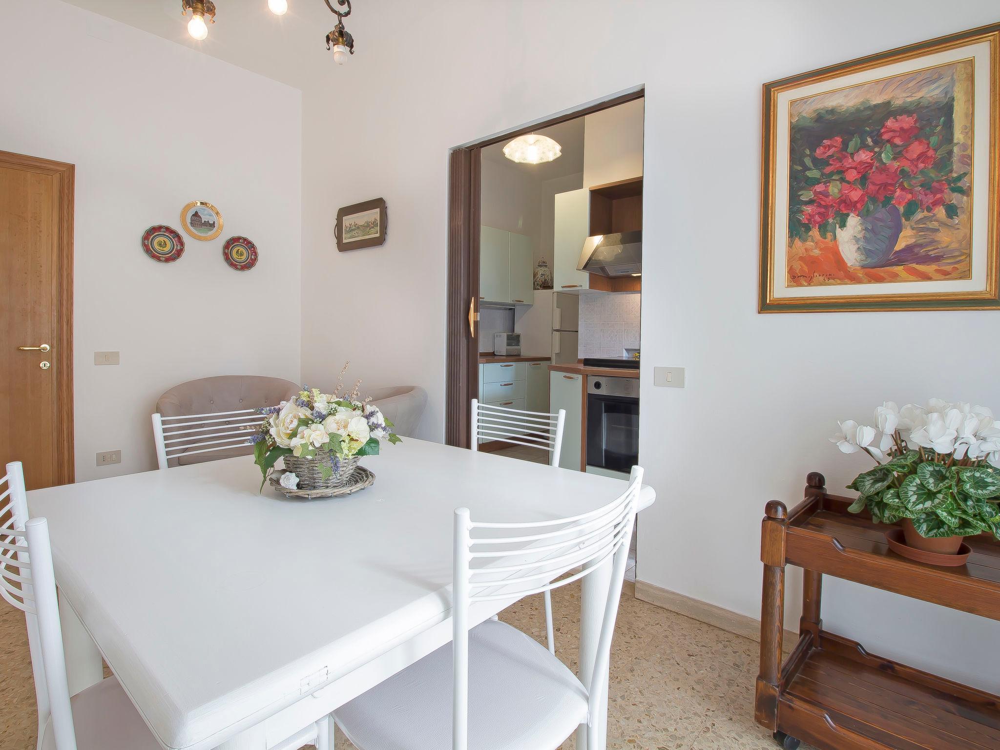 Foto 4 - Apartamento de 3 quartos em San Vincenzo com jardim e vistas do mar