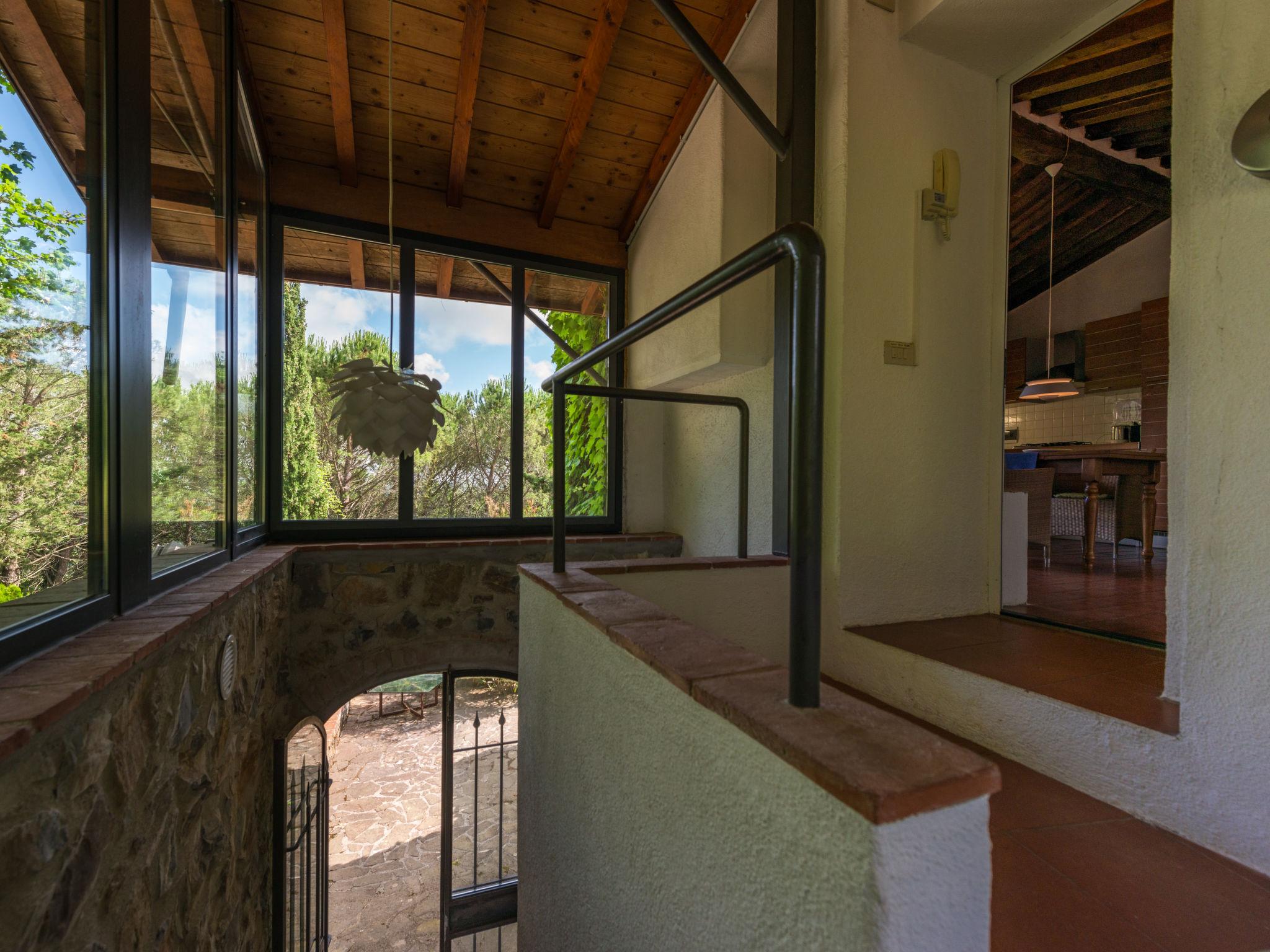 Photo 22 - Maison de 1 chambre à Montieri avec jardin et terrasse