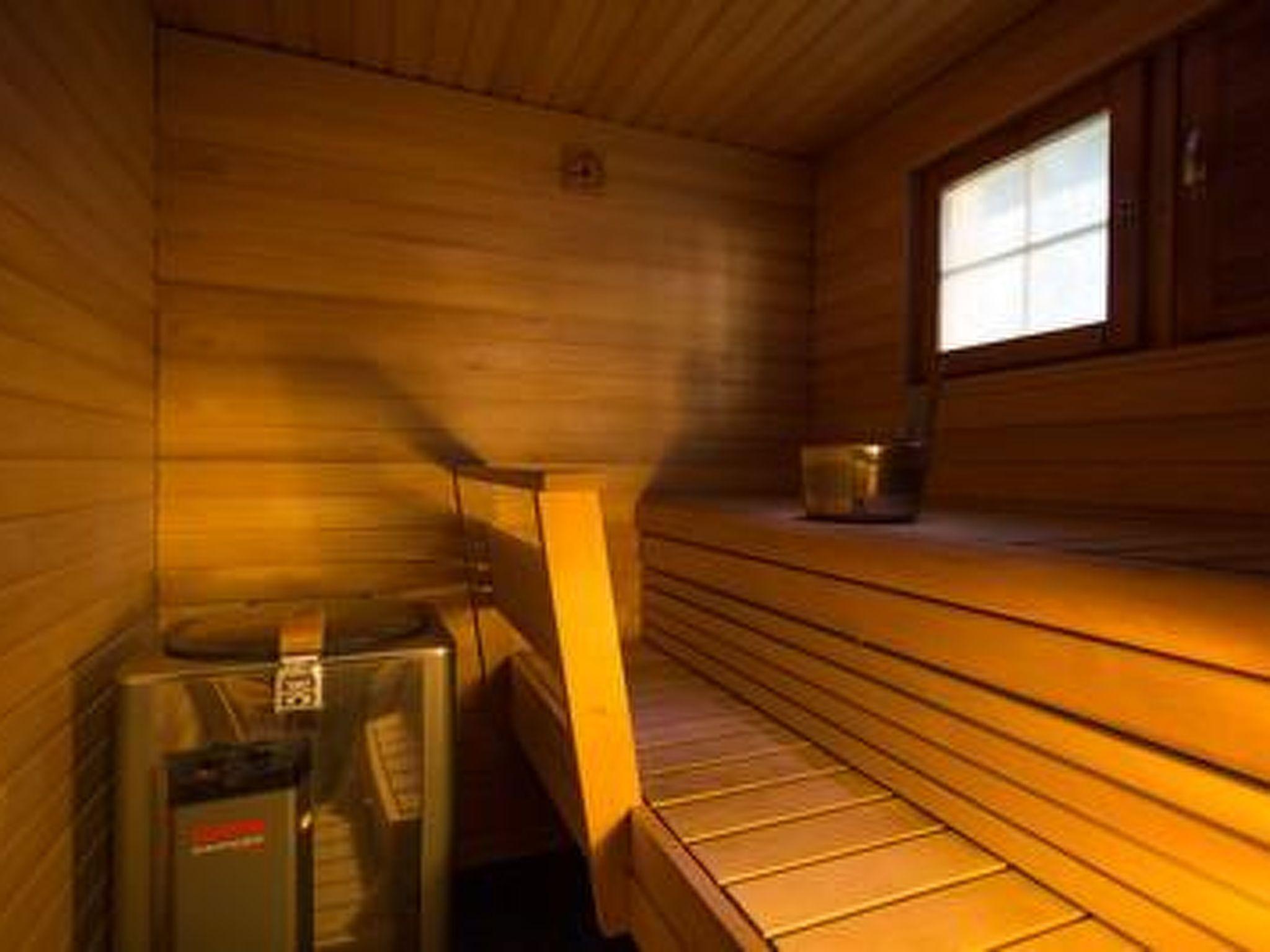 Foto 16 - Casa de 2 quartos em Kolari com sauna