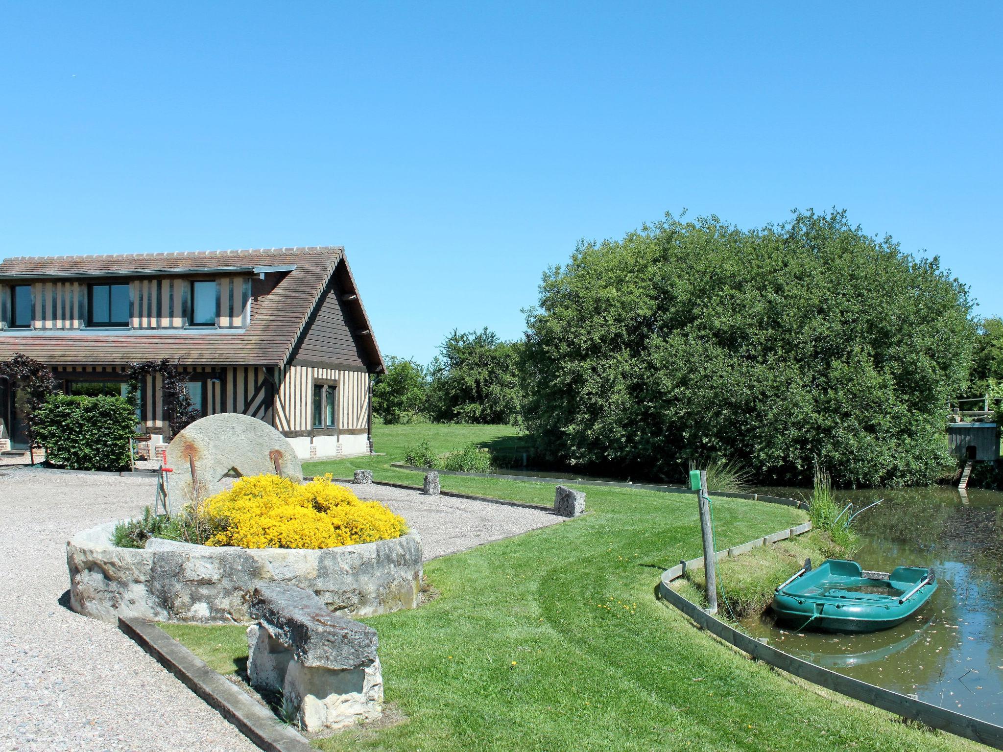 Photo 15 - Maison de 3 chambres à Notre-Dame-d'Estrées-Corbon avec piscine et jardin