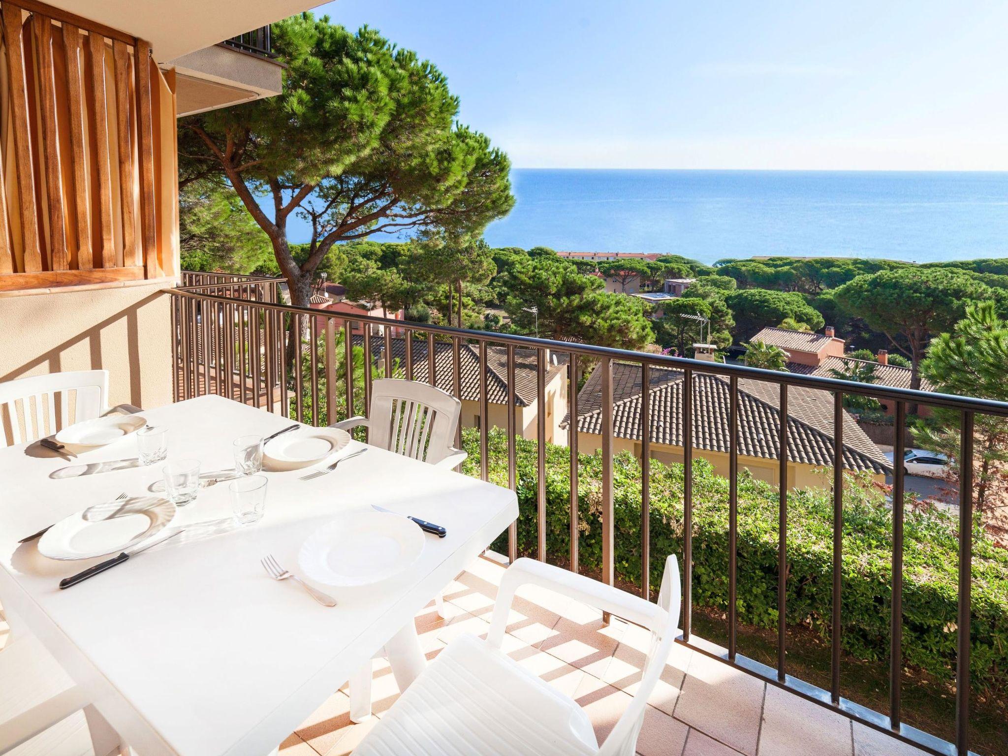 Photo 12 - Appartement de 3 chambres à Pals avec jardin et vues à la mer