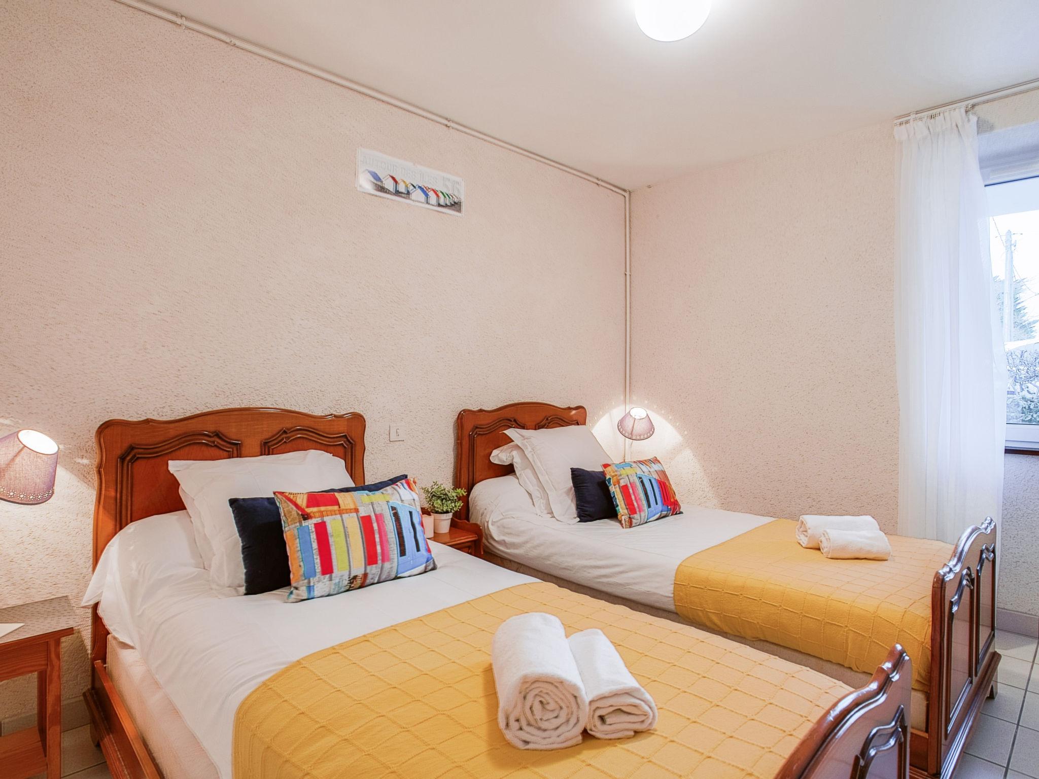 Foto 3 - Appartamento con 3 camere da letto a Carnac con giardino e vista mare
