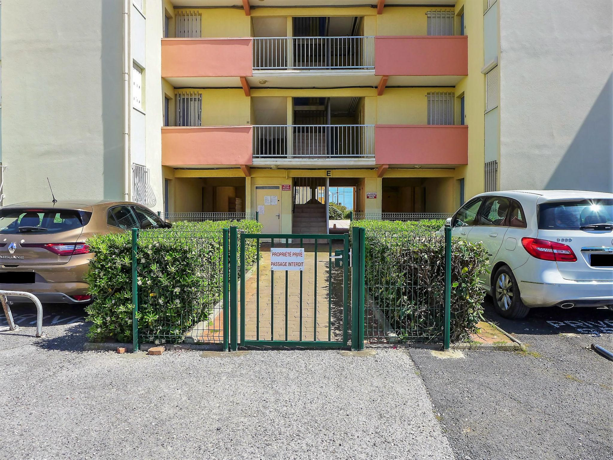 Foto 16 - Apartamento de 1 habitación en Narbonne con terraza y vistas al mar