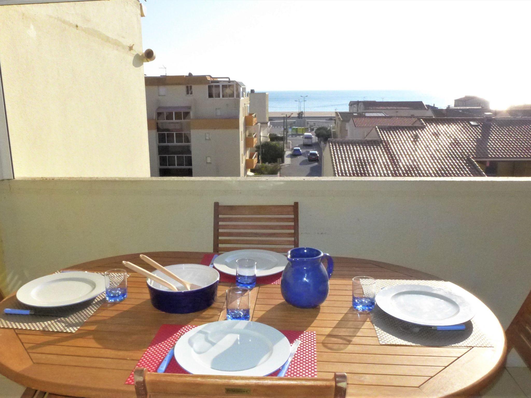 Photo 1 - Appartement de 1 chambre à Narbonne avec terrasse et vues à la mer