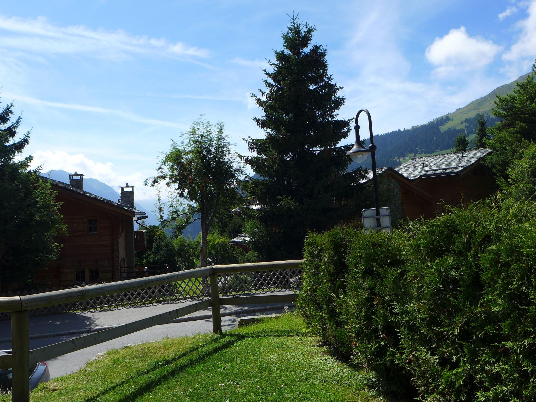 Photo 12 - Apartment in Val de Bagnes with terrace and mountain view