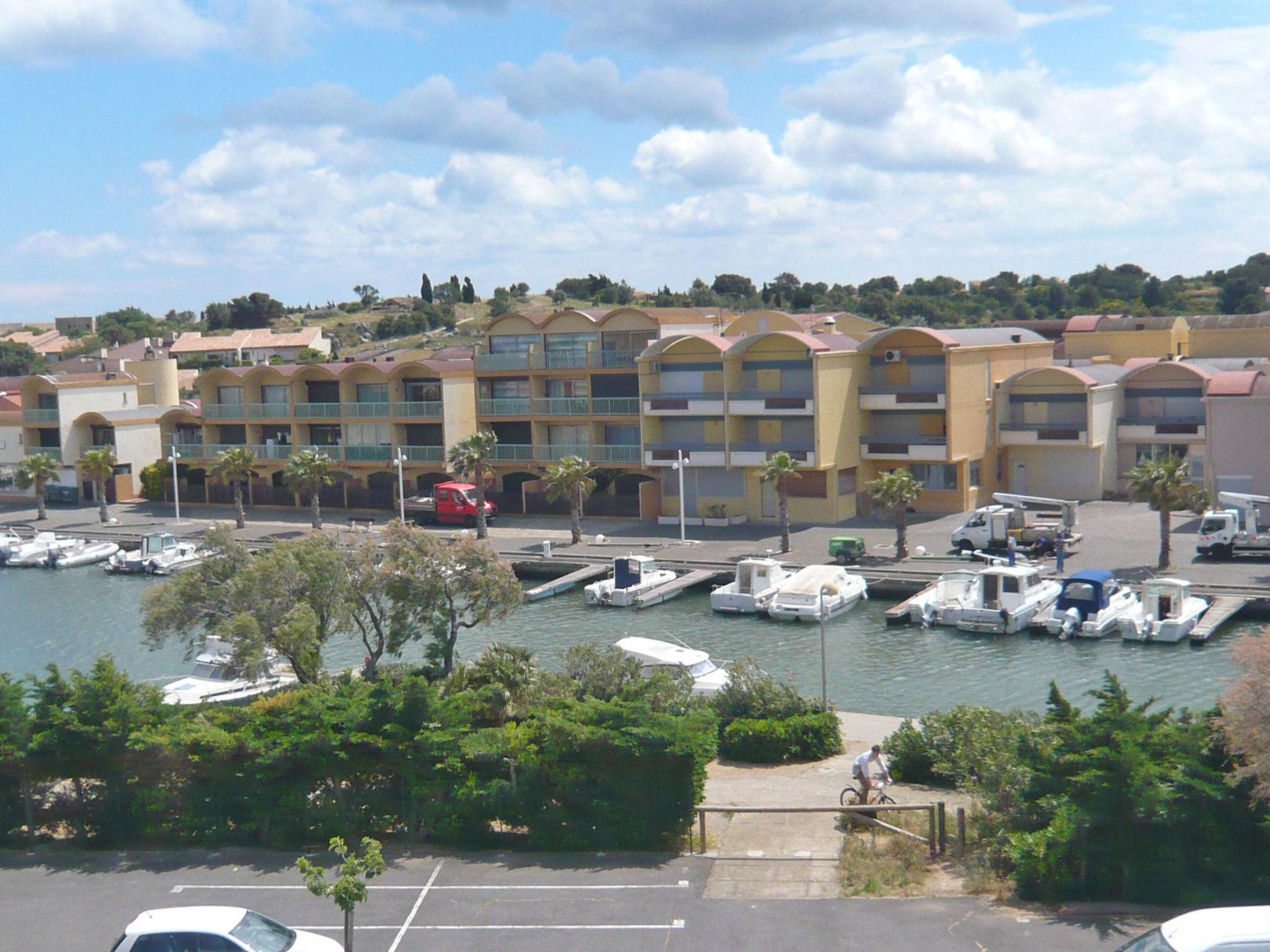 Photo 13 - Apartment in Gruissan with sea view