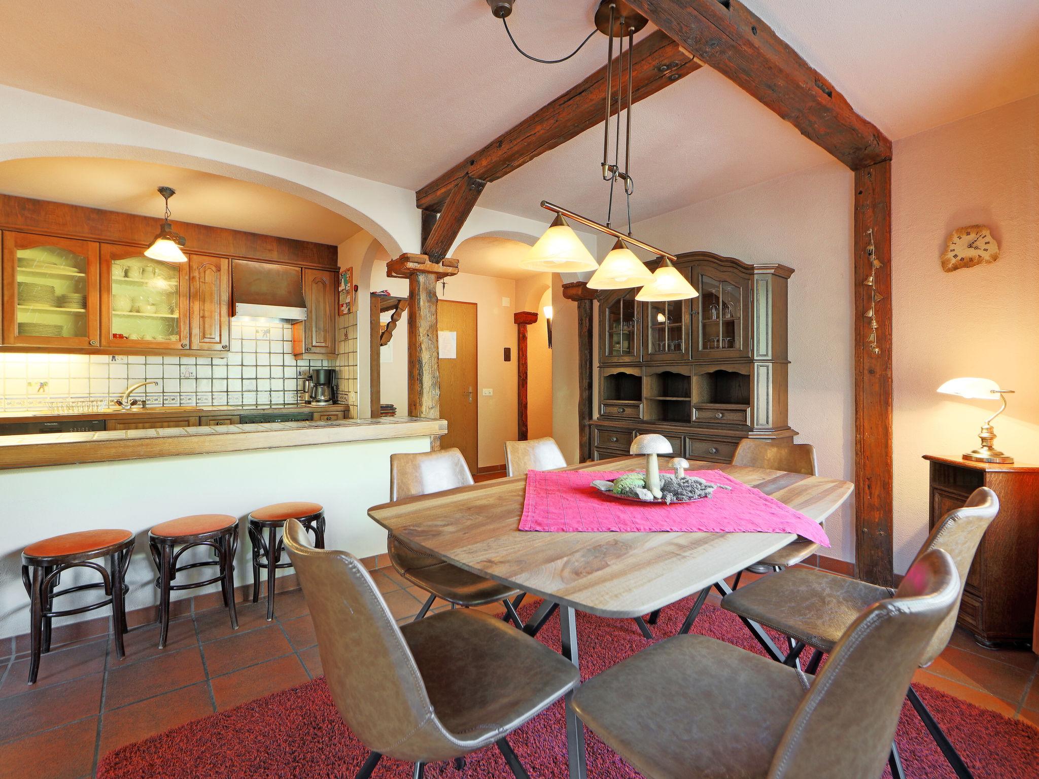 Photo 9 - 3 bedroom Apartment in Zermatt with terrace and mountain view