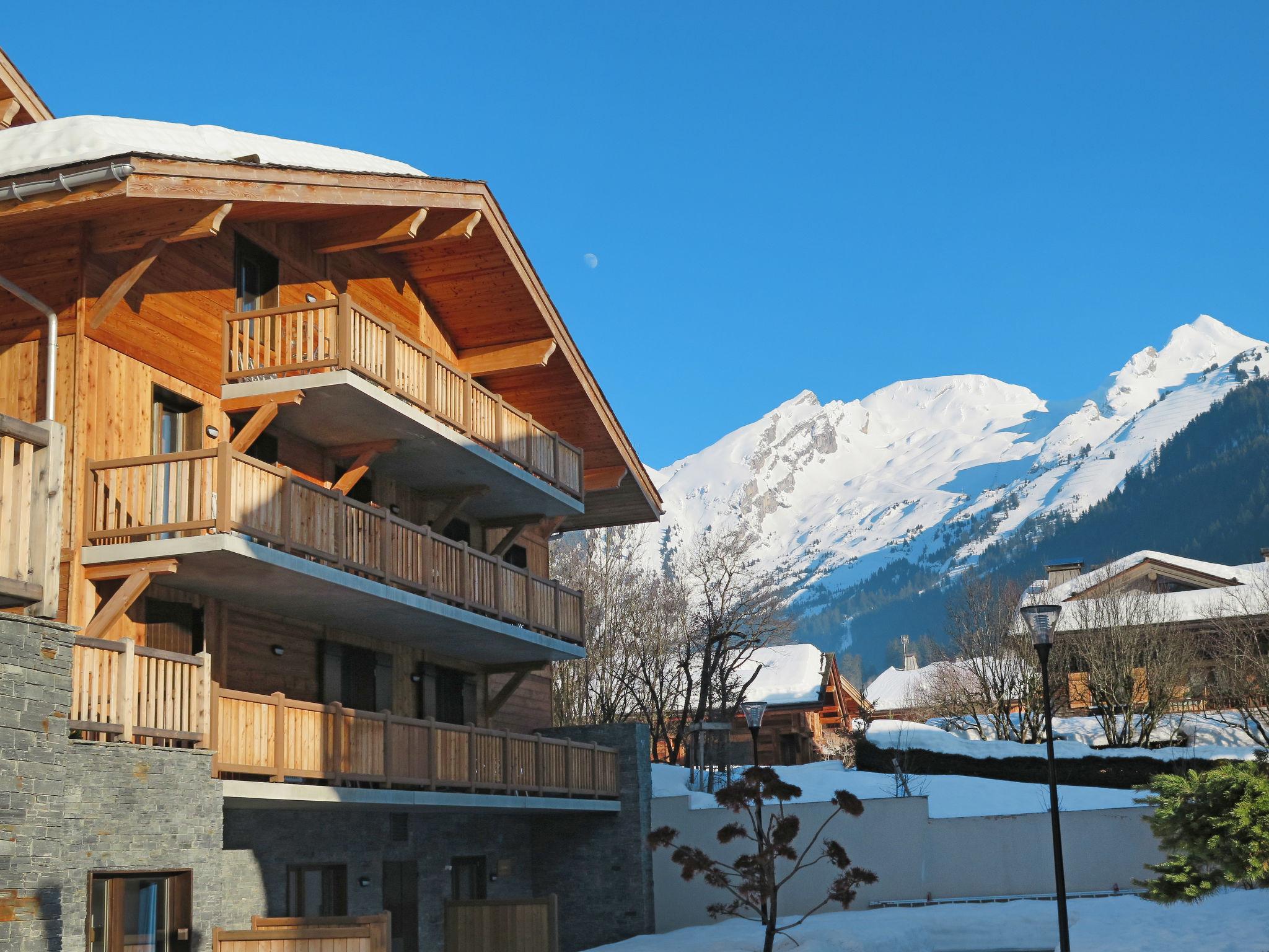 Foto 12 - Apartment mit 2 Schlafzimmern in La Clusaz mit schwimmbad und terrasse