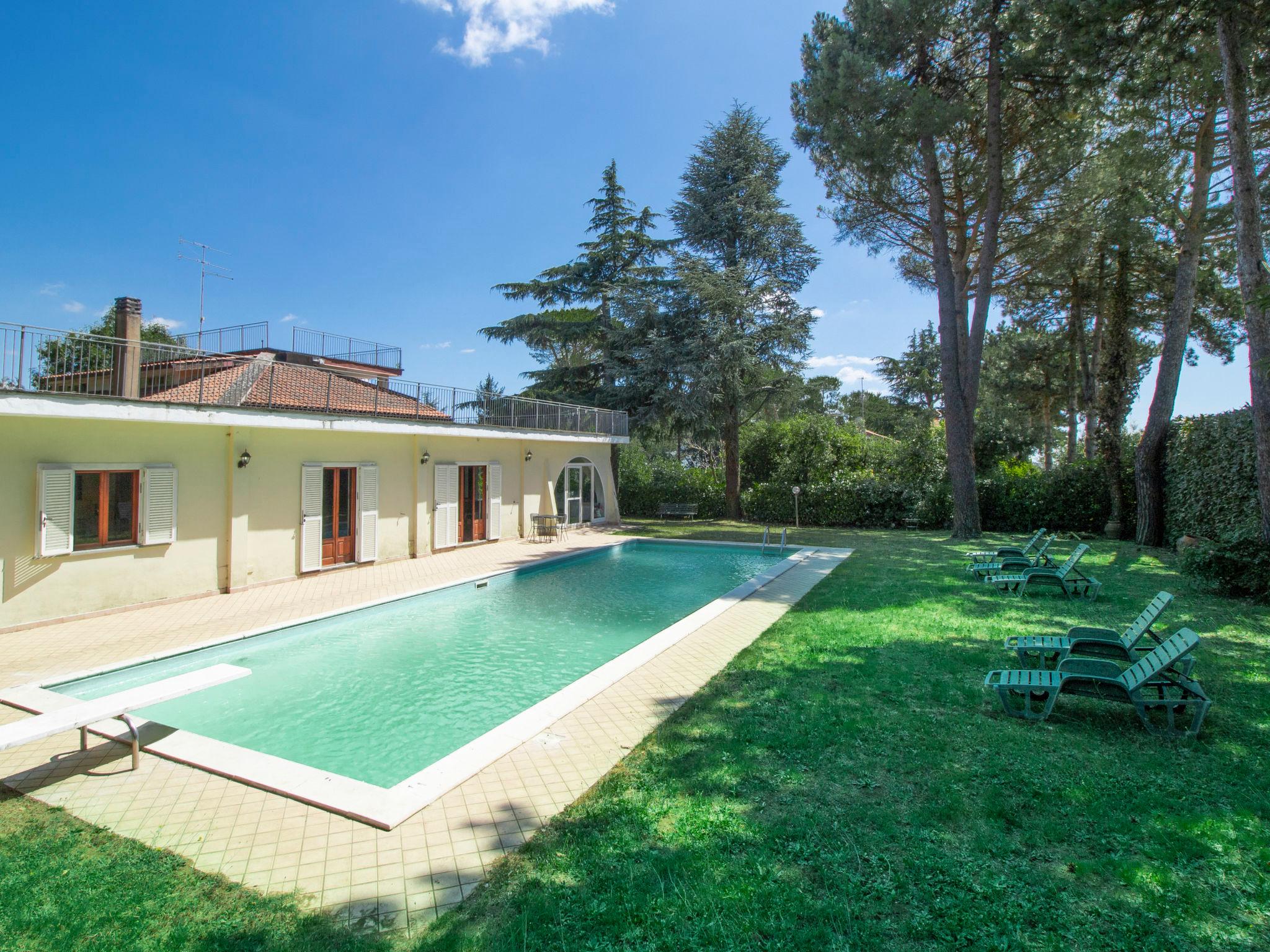 Foto 42 - Casa de 7 quartos em Rocca Priora com piscina privada e vista para a montanha