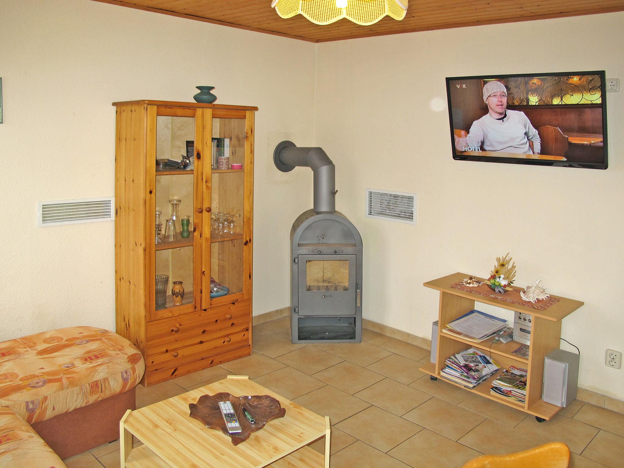 Photo 3 - Maison de 1 chambre à Dobbertin avec jardin et terrasse