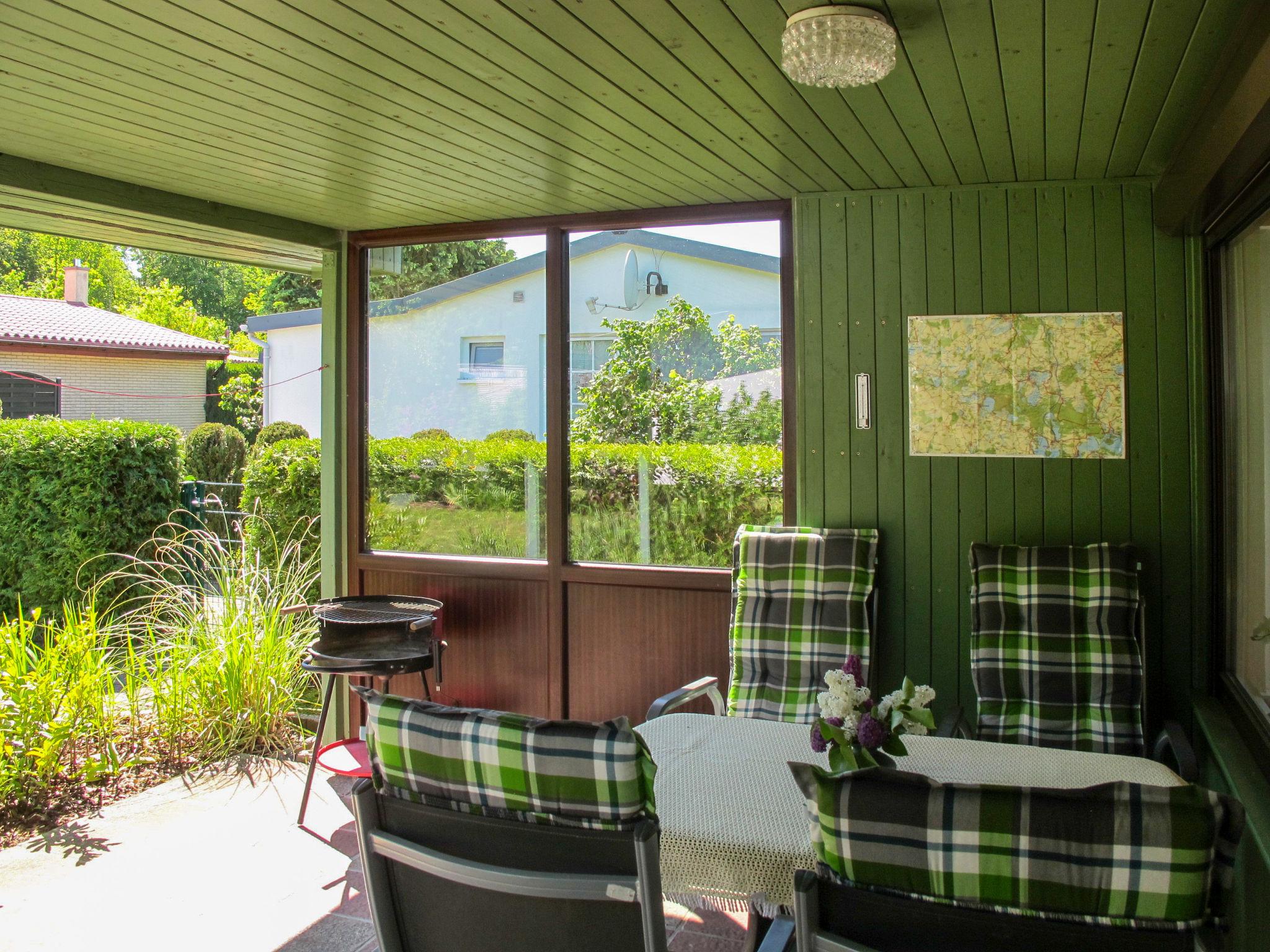 Photo 6 - Maison de 1 chambre à Dobbertin avec jardin et terrasse