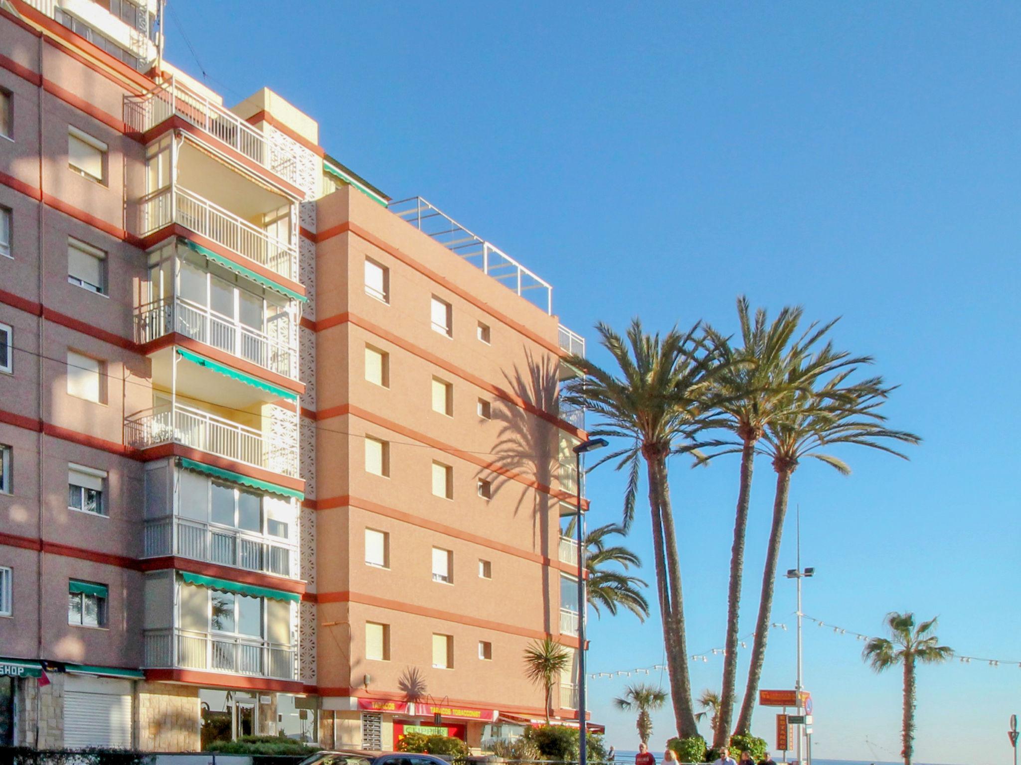 Foto 2 - Apartamento de 3 habitaciones en Benidorm con terraza y vistas al mar