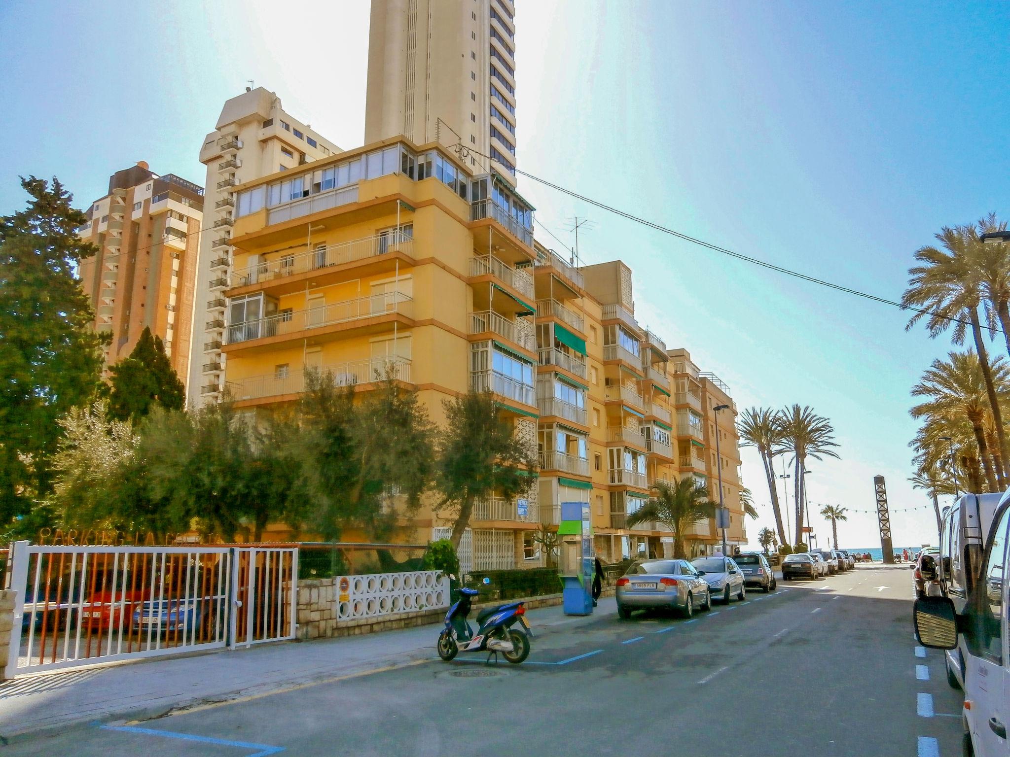 Photo 22 - Appartement de 3 chambres à Benidorm avec terrasse et vues à la mer