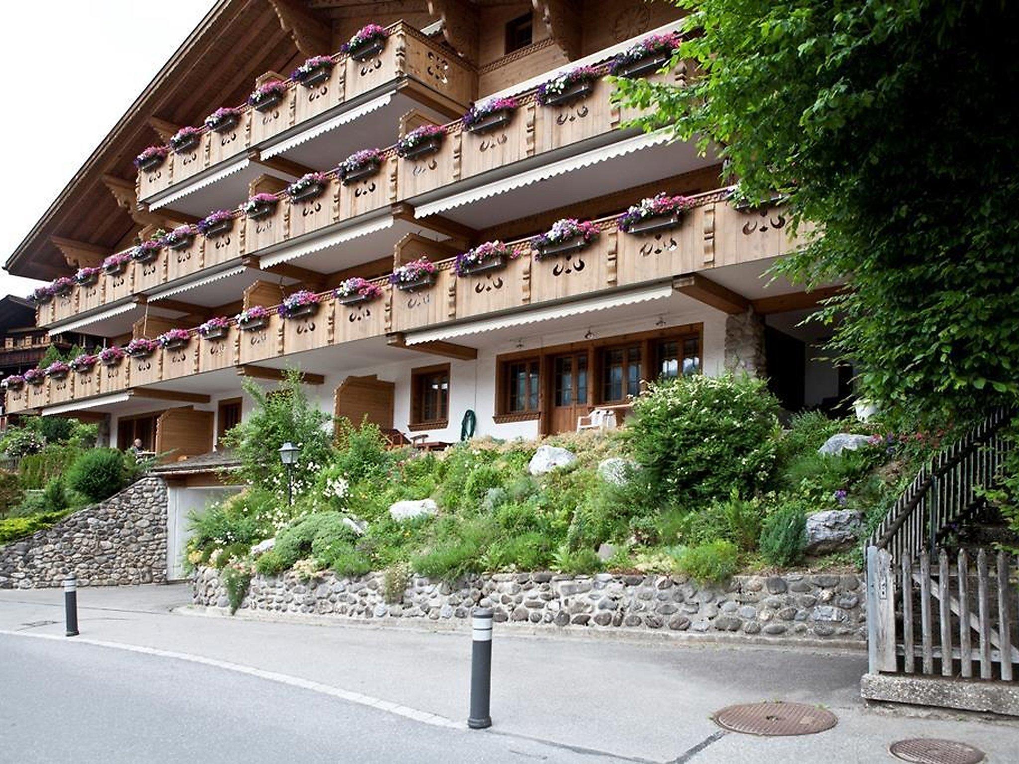 Photo 1 - 3 bedroom Apartment in Saanen