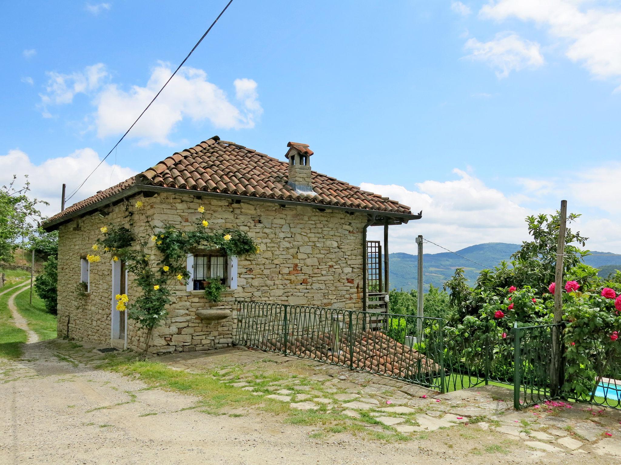 Photo 24 - Maison de 1 chambre à Cortemilia avec piscine et jardin