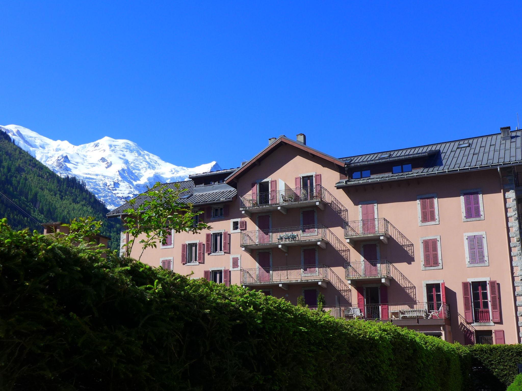 Foto 5 - Apartamento de 2 habitaciones en Chamonix-Mont-Blanc con vistas a la montaña