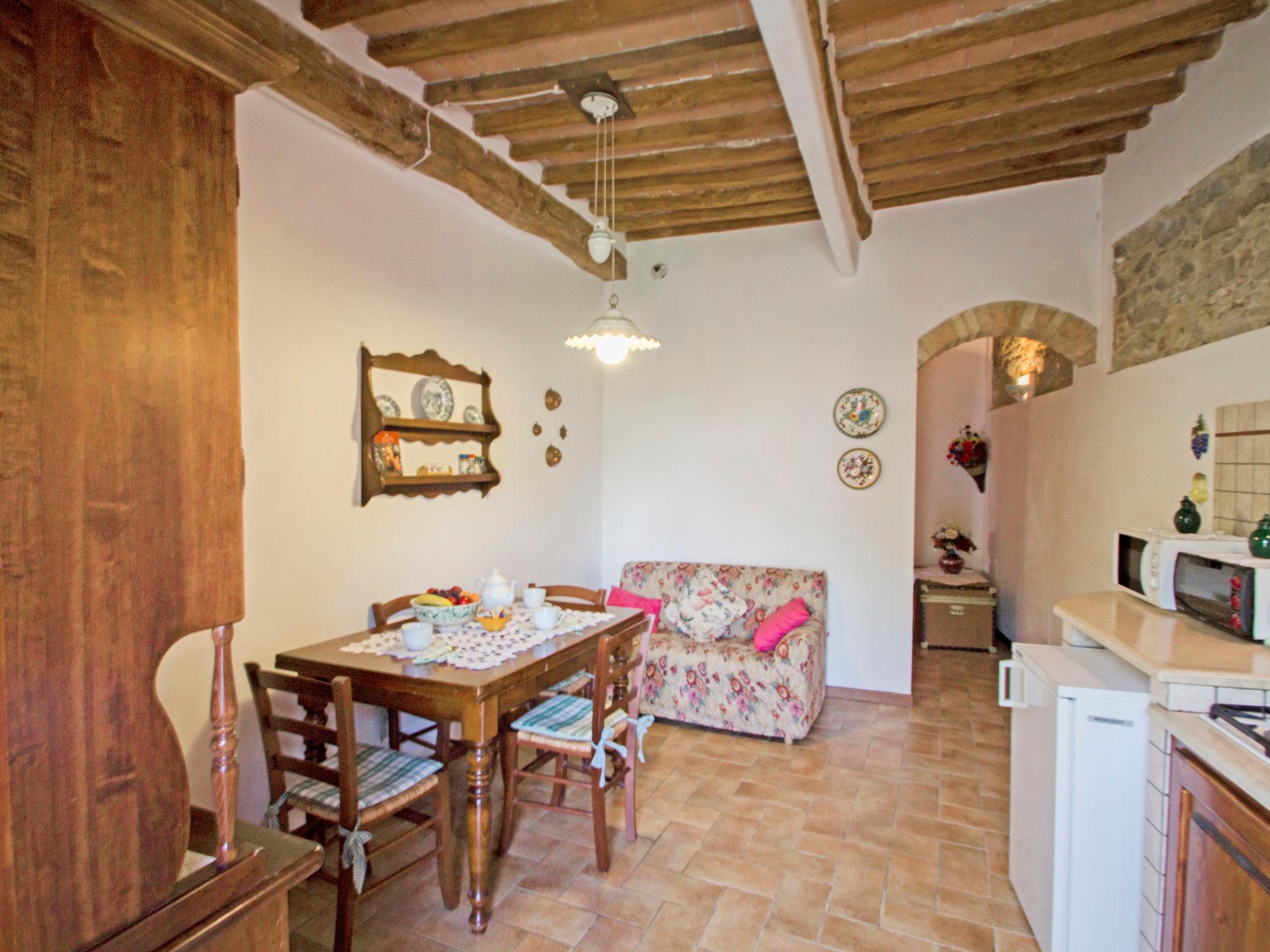 Photo 3 - 2 bedroom Apartment in Chianni with garden and terrace