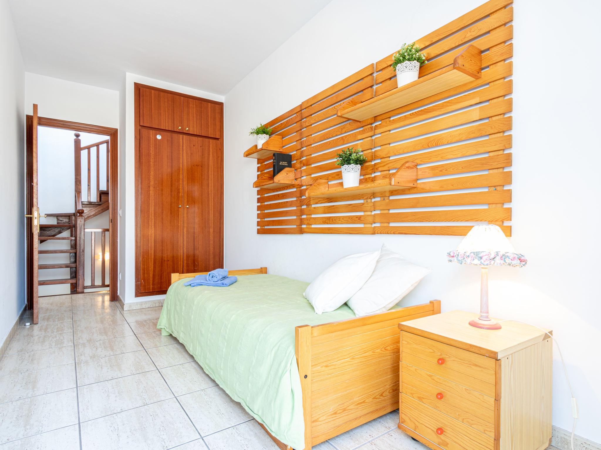 Foto 4 - Apartamento de 2 habitaciones en Castelló d'Empúries con terraza y vistas al mar