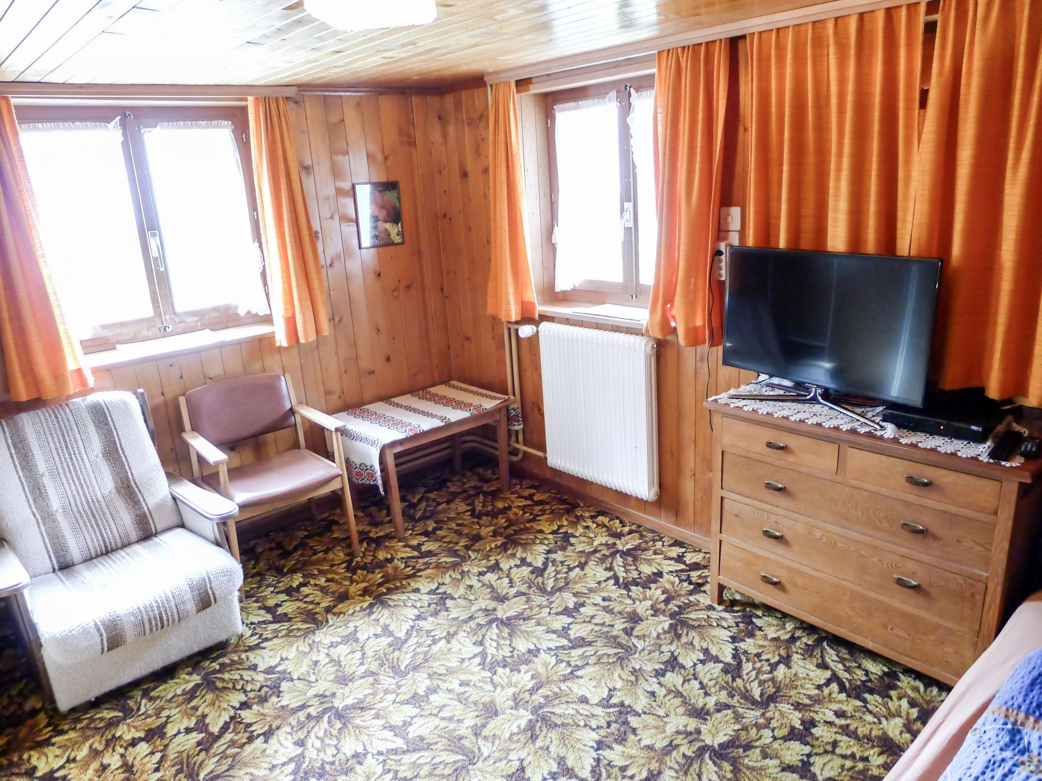 Foto 3 - Appartamento con 1 camera da letto a Grächen con giardino e vista sulle montagne