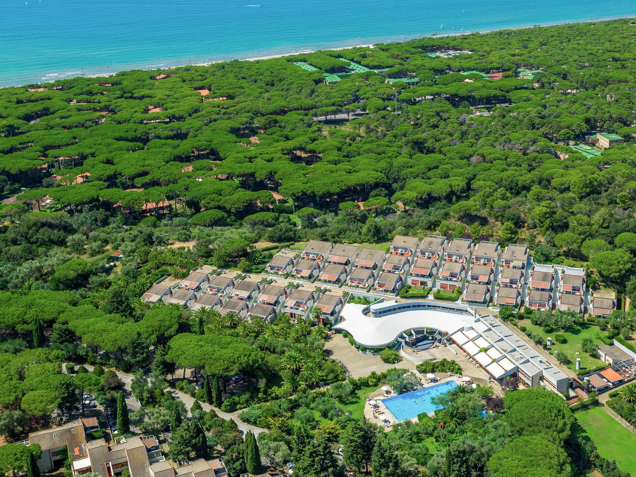 Foto 2 - Haus mit 1 Schlafzimmer in Castiglione della Pescaia mit schwimmbad und blick aufs meer