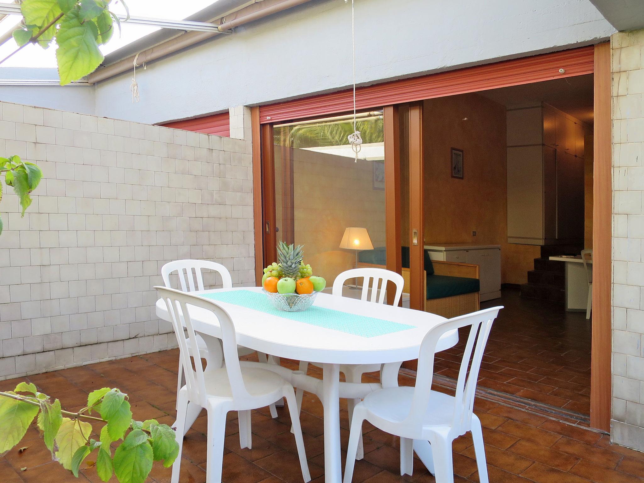 Photo 21 - Maison de 1 chambre à Castiglione della Pescaia avec piscine et jardin