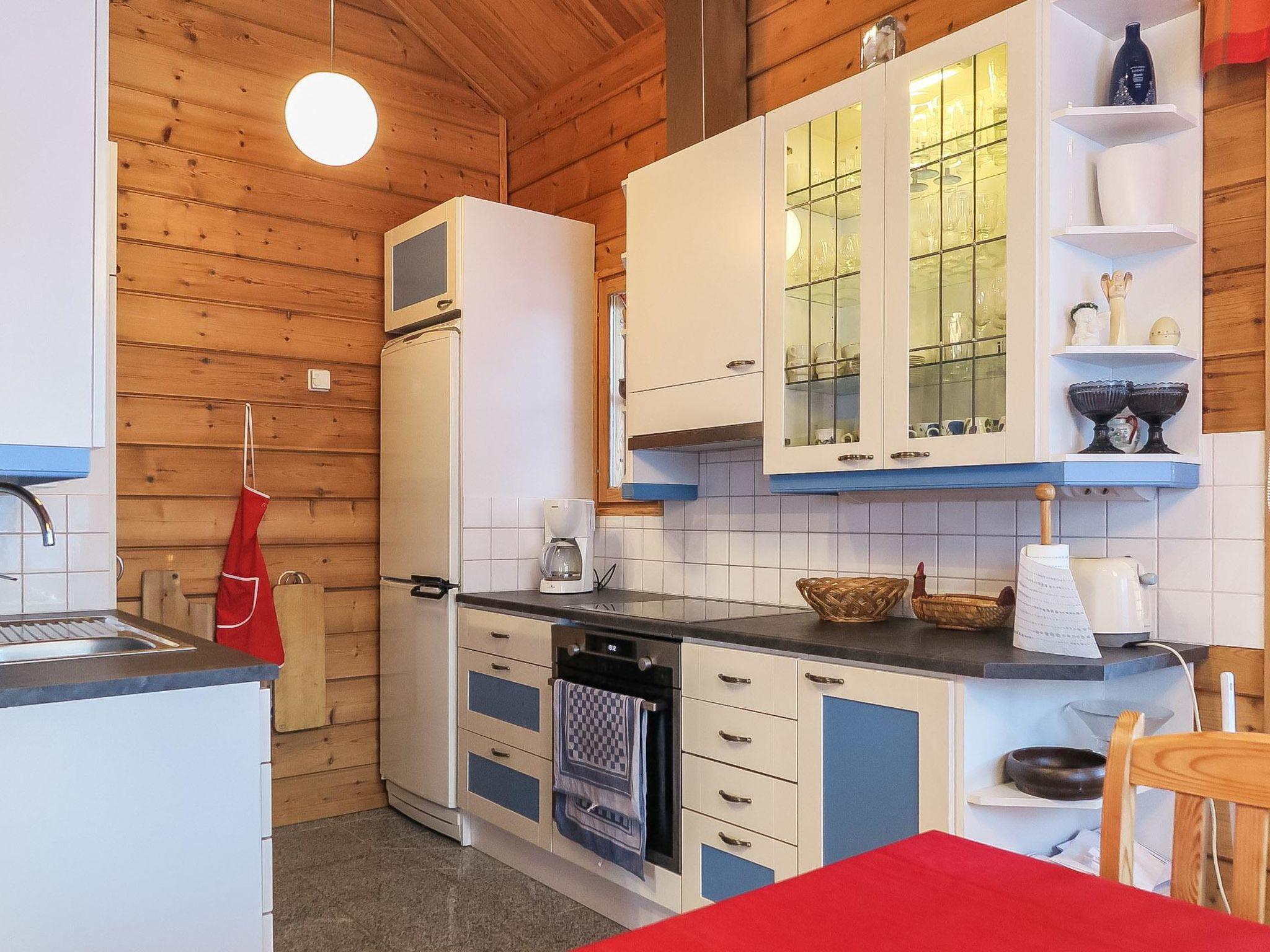 Foto 12 - Casa de 4 quartos em Sodankylä com sauna e vista para a montanha