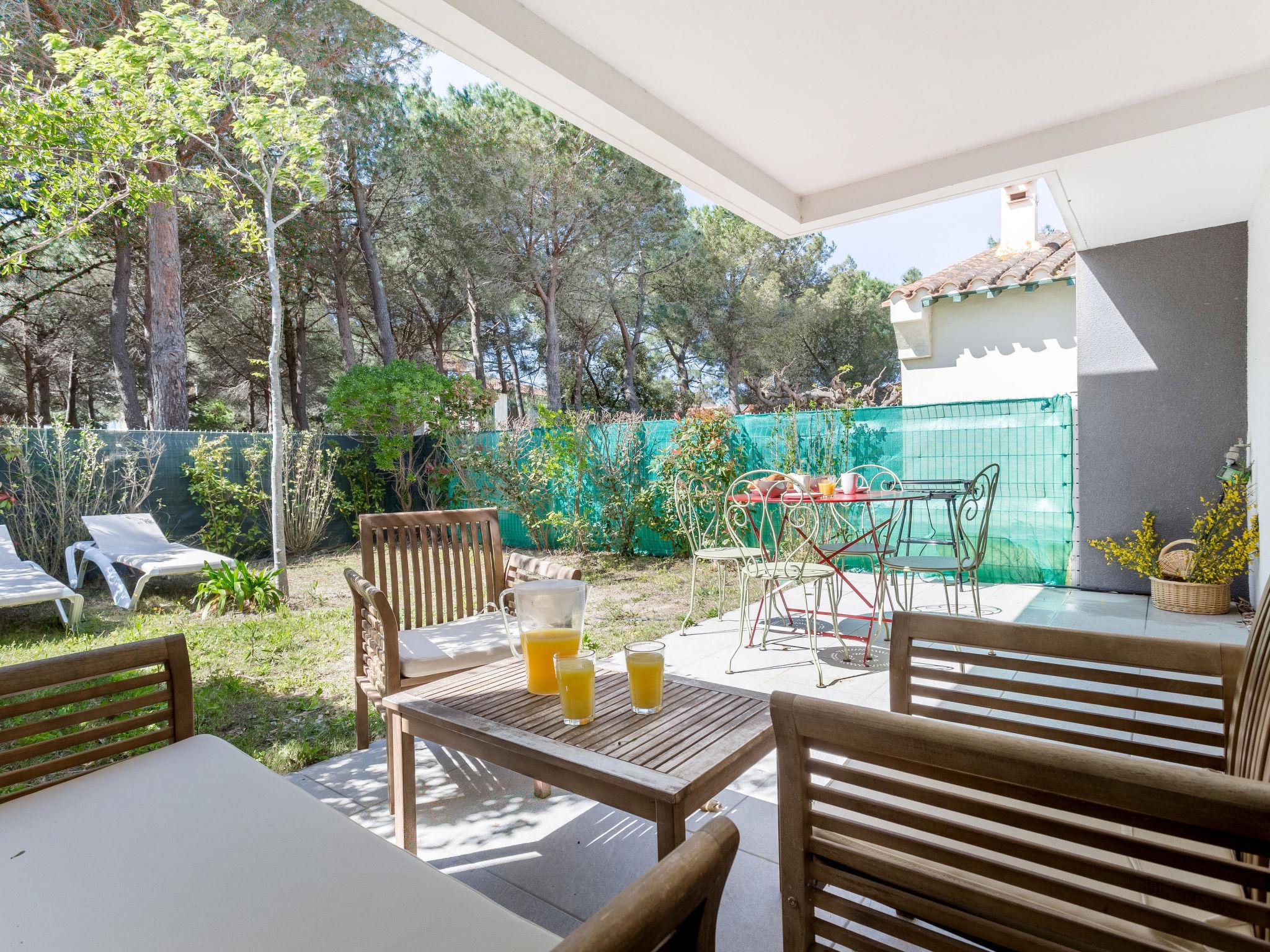 Photo 15 - 2 bedroom Apartment in Argelès-sur-Mer with swimming pool and garden