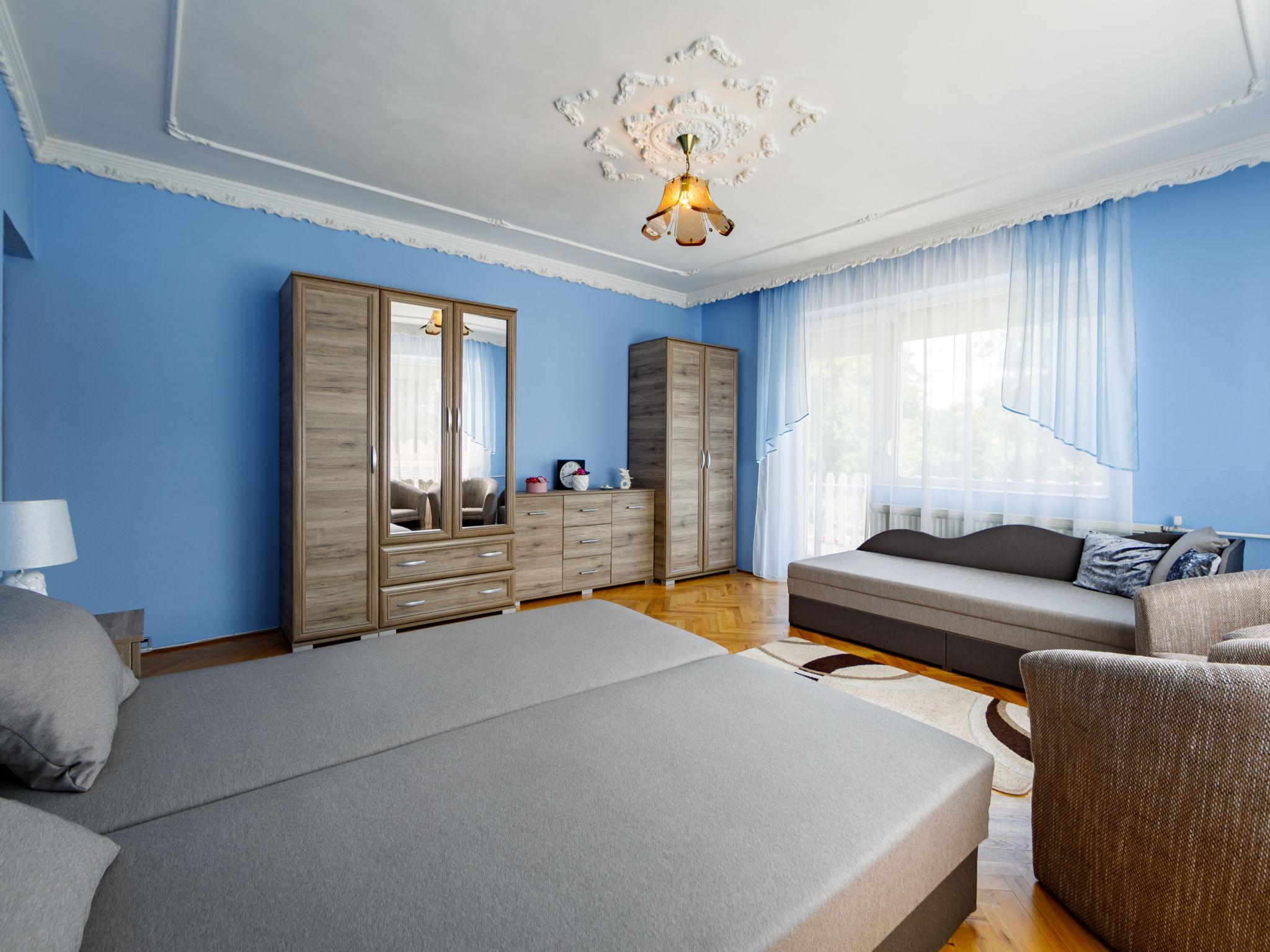 Photo 11 - 3 bedroom Apartment in Balatonszemes with garden and mountain view