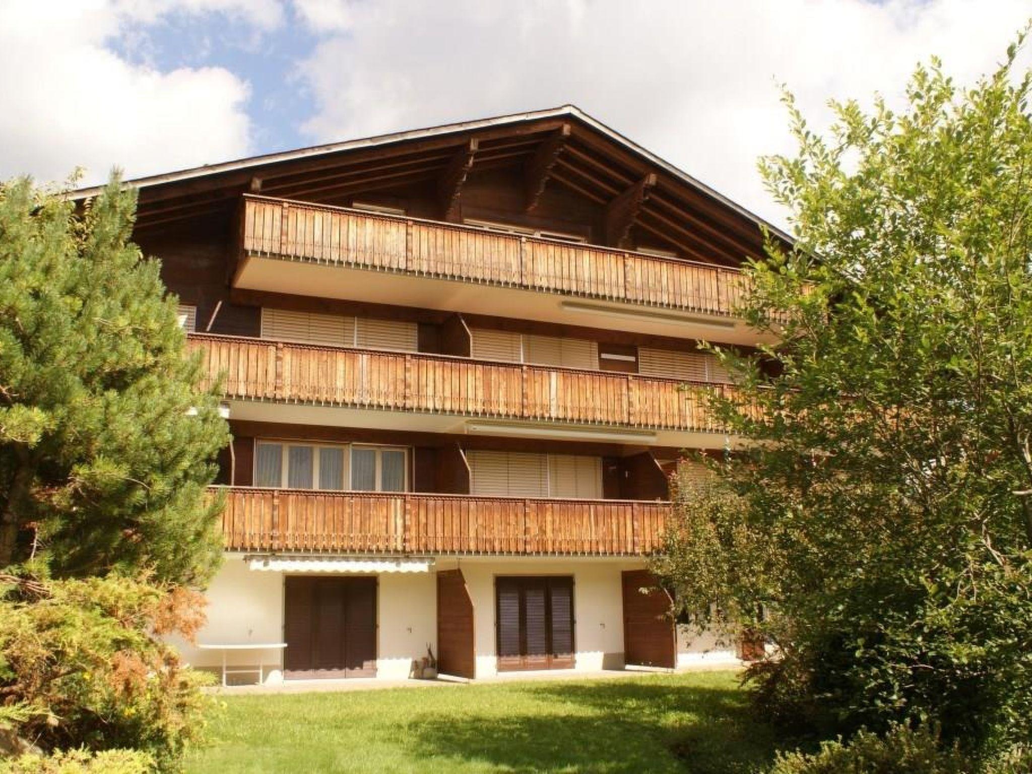 Photo 1 - 2 bedroom Apartment in Zweisimmen