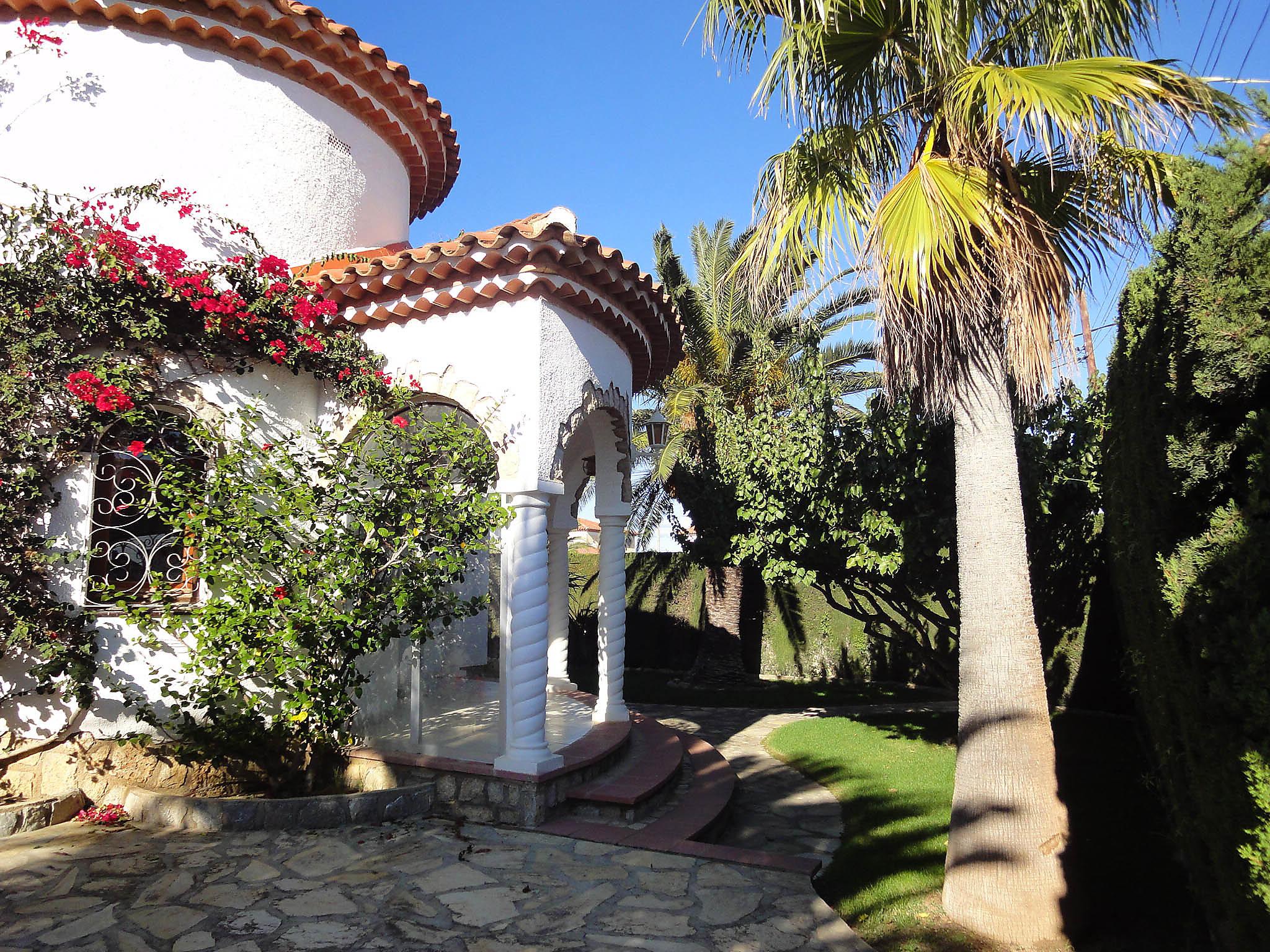 Photo 7 - Maison de 5 chambres à Mont-roig del Camp avec piscine privée et vues à la mer