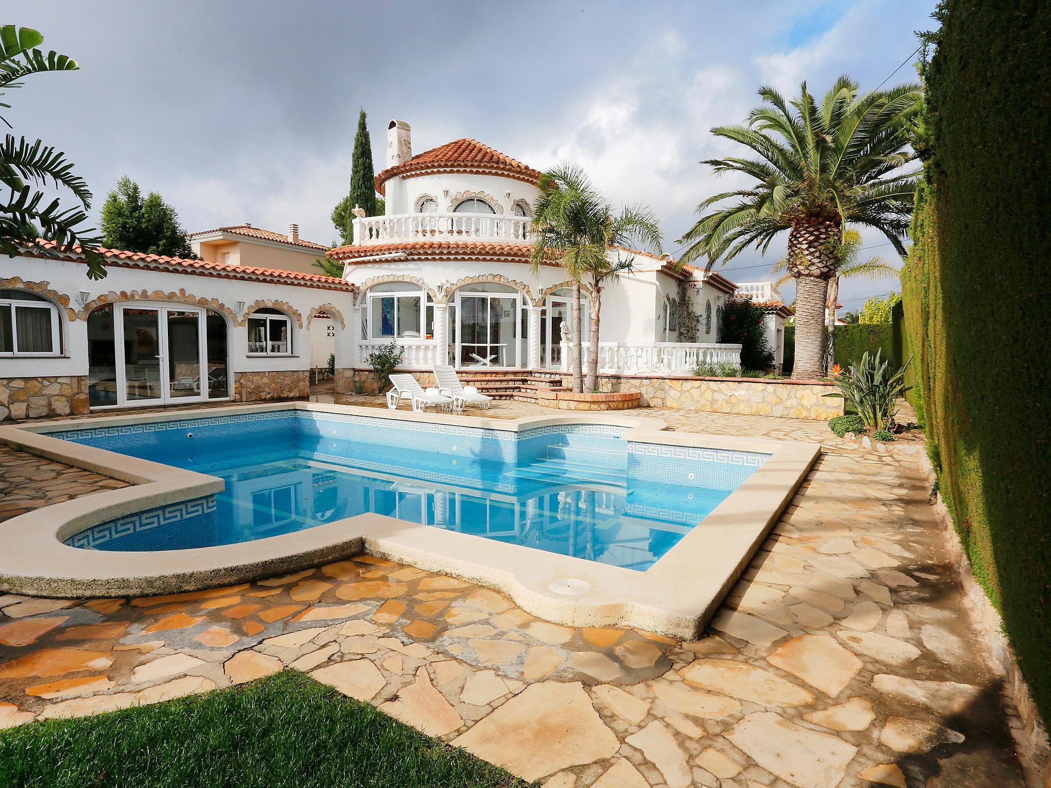 Photo 34 - Maison de 5 chambres à Mont-roig del Camp avec piscine privée et vues à la mer