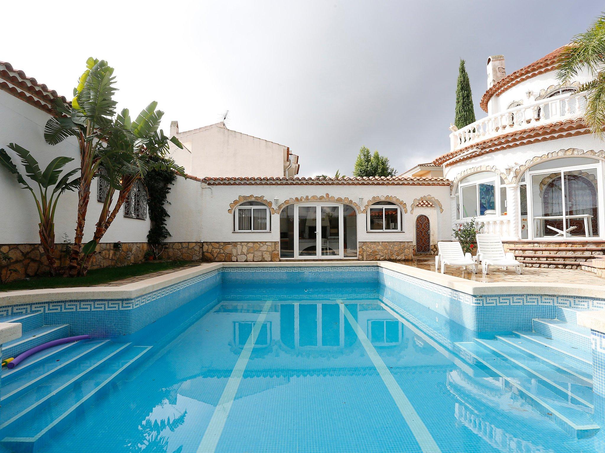 Photo 17 - 5 bedroom House in Mont-roig del Camp with private pool and garden