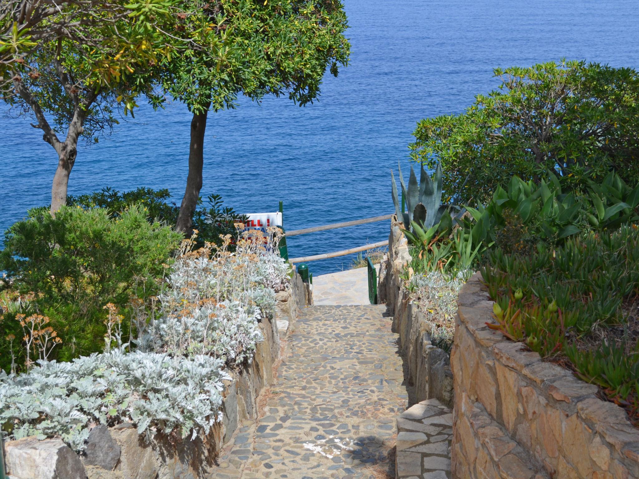 Foto 25 - Casa de 4 quartos em Llançà com piscina privada e vistas do mar