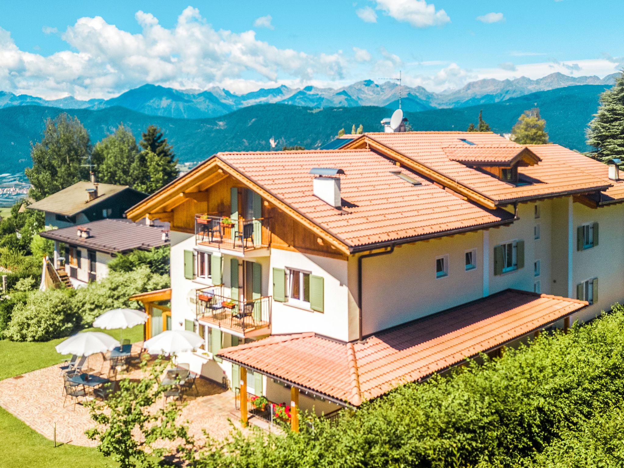 Photo 1 - Appartement de 3 chambres à Ronzone avec jardin et vues sur la montagne