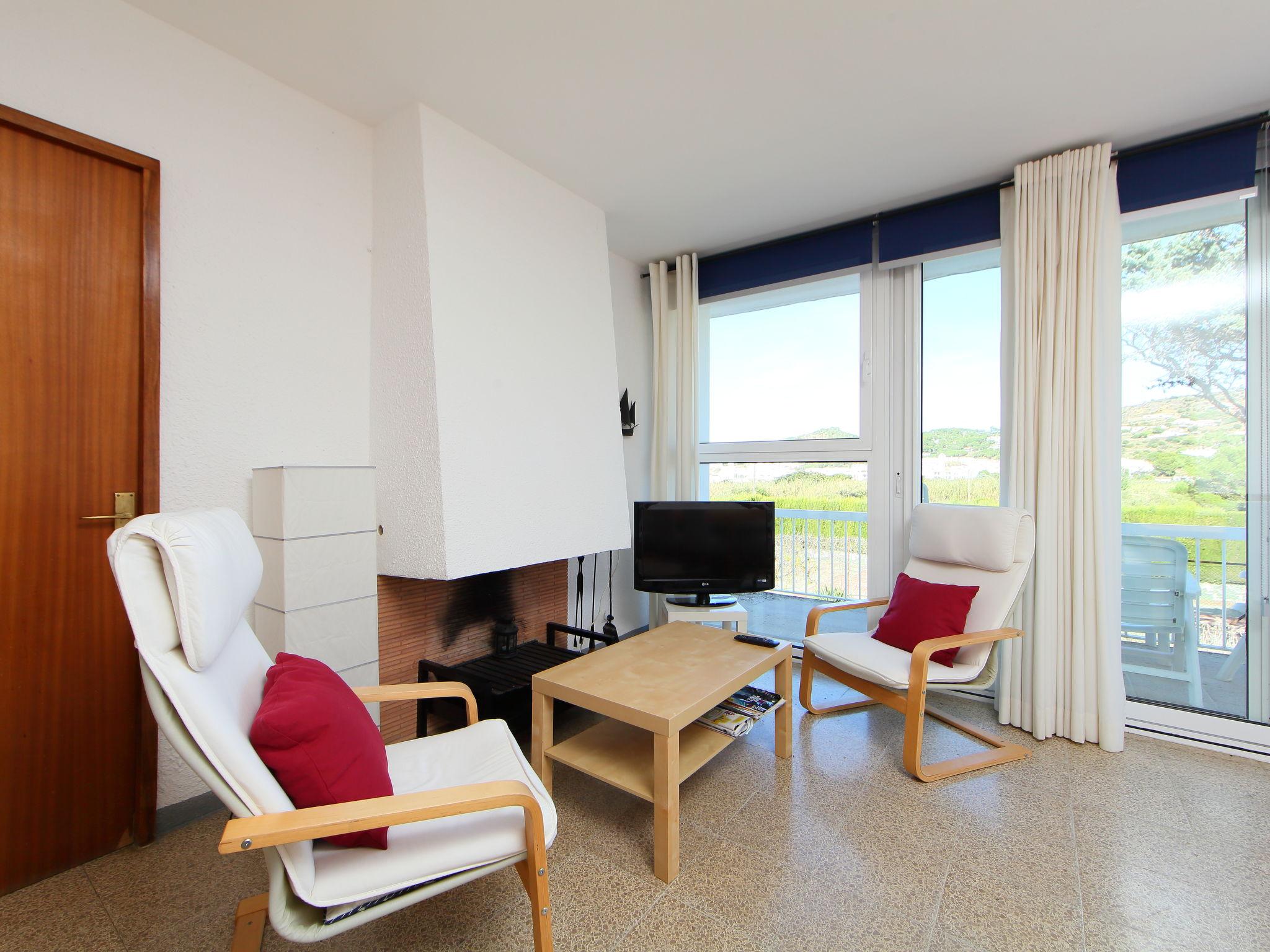 Photo 6 - 2 bedroom Apartment in El Port de la Selva with terrace and sea view