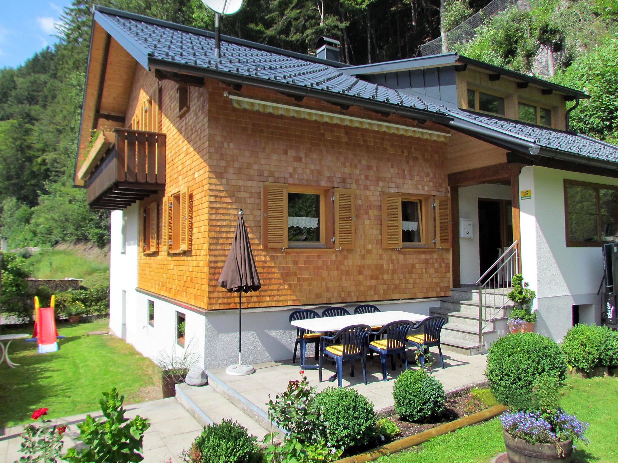 Photo 1 - Maison de 4 chambres à Bartholomäberg avec jardin et vues sur la montagne