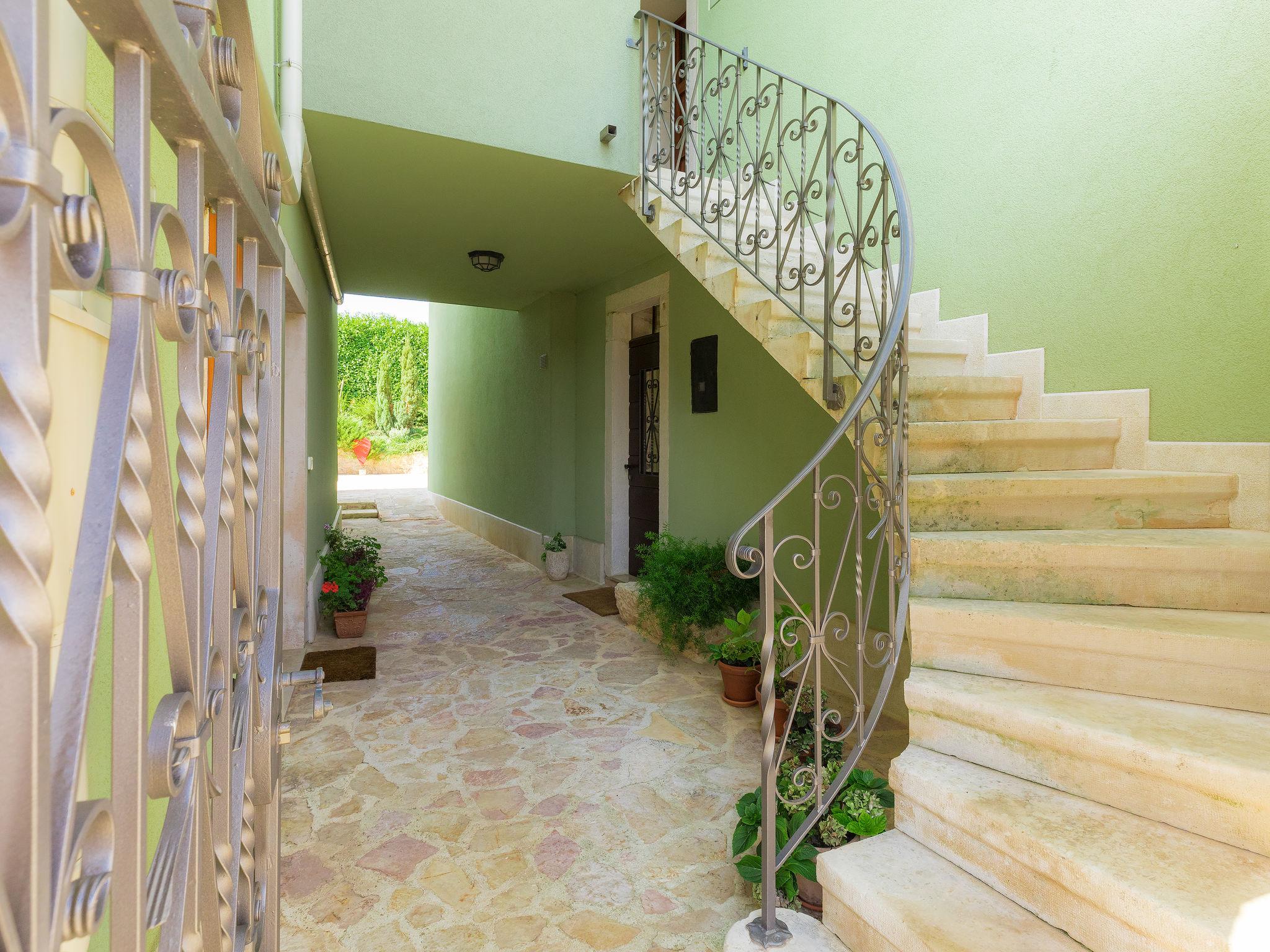 Photo 19 - Maison de 2 chambres à Marčana avec piscine privée et vues à la mer