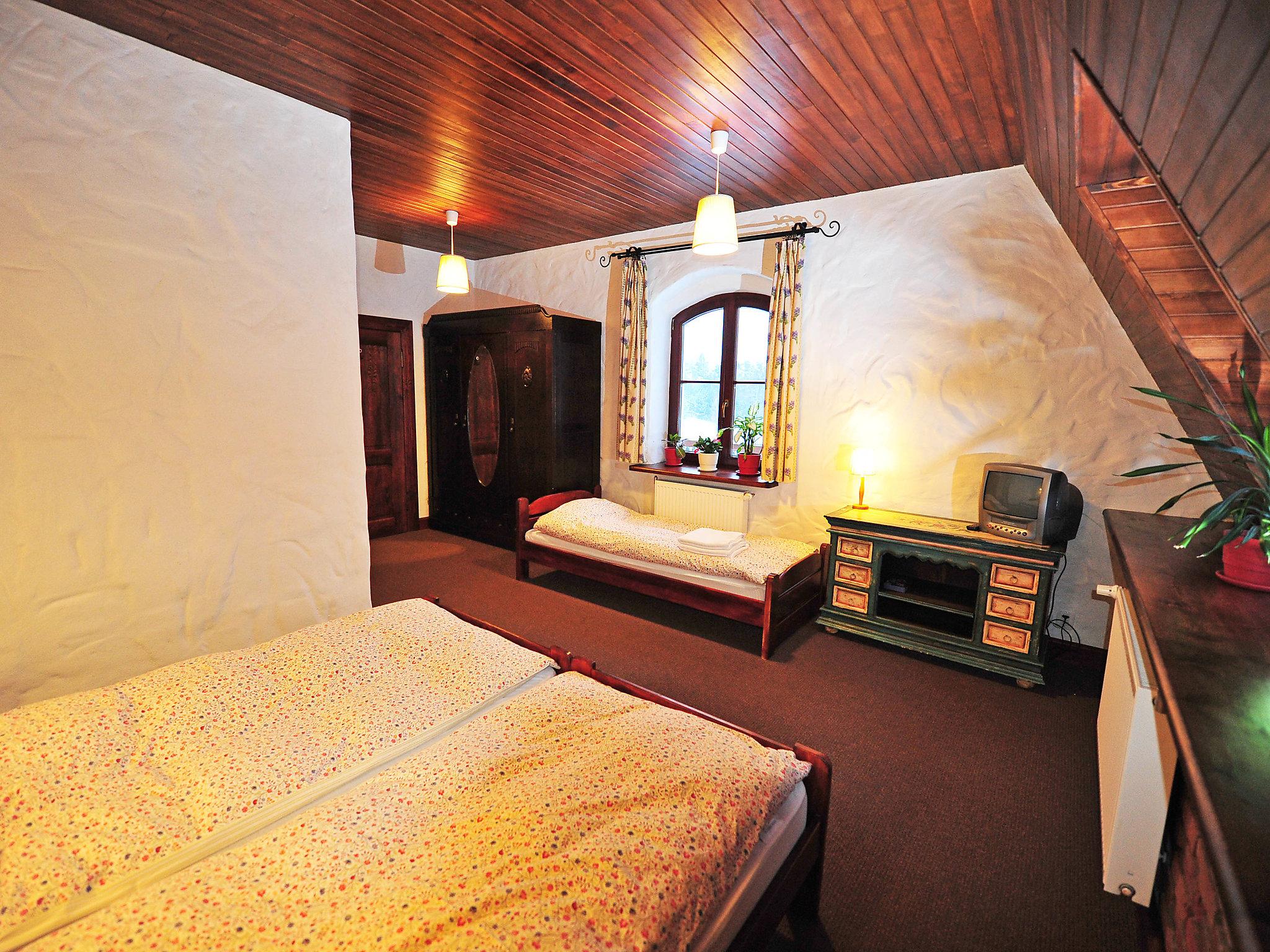 Foto 18 - Casa con 6 camere da letto a Grunwald con giardino e terrazza