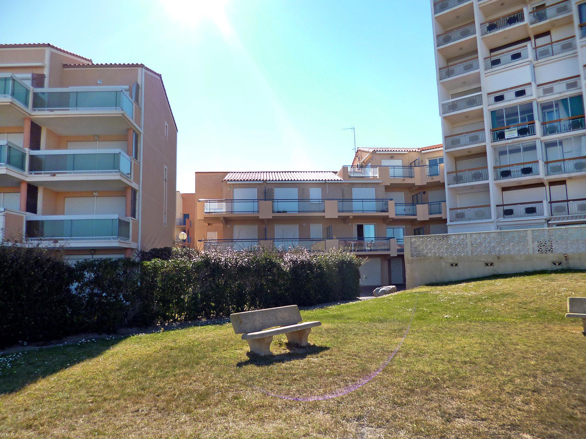 Photo 17 - 2 bedroom Apartment in Le Barcarès with terrace