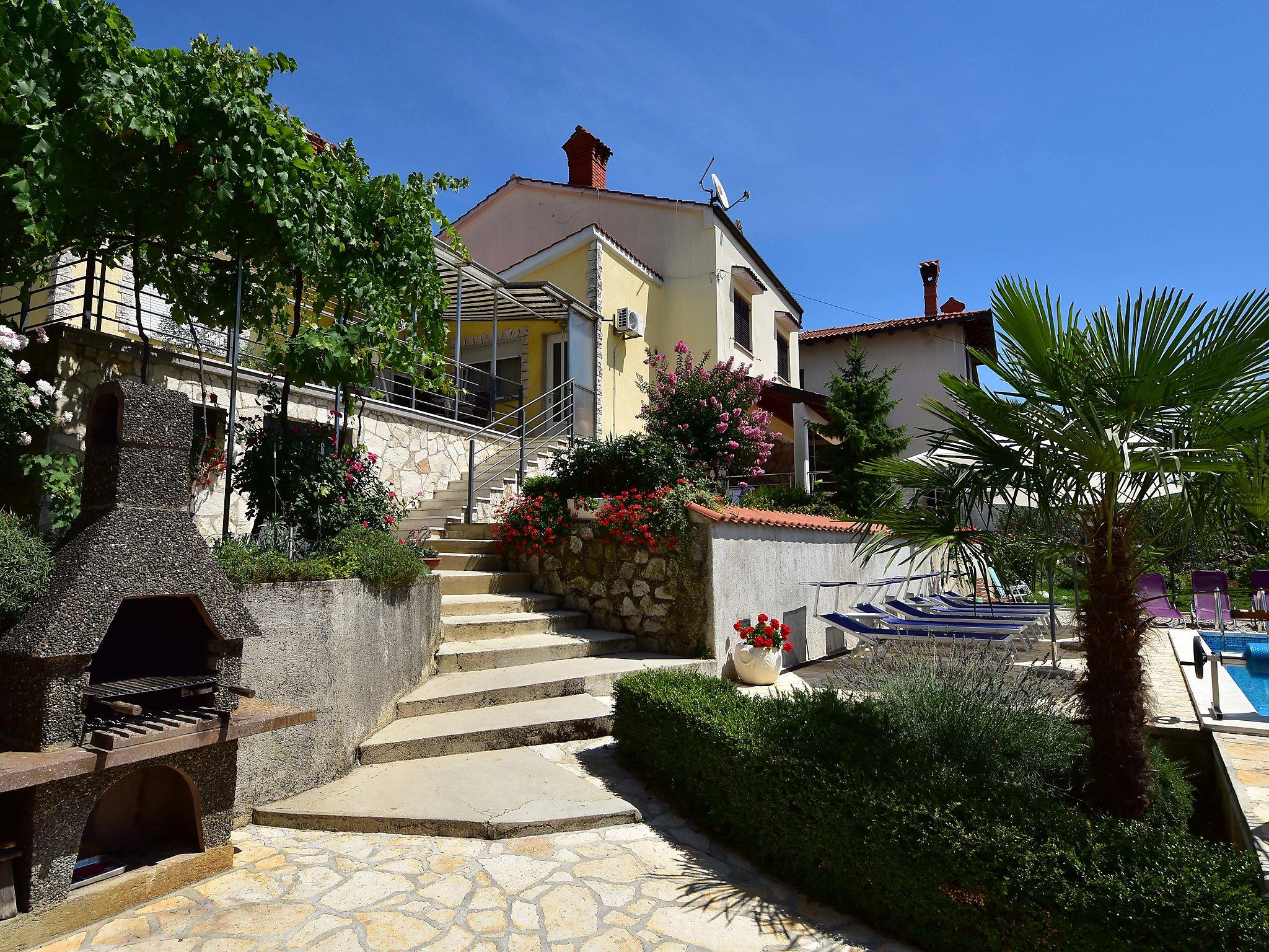 Foto 32 - Appartamento con 2 camere da letto a Matulji con piscina e vista mare