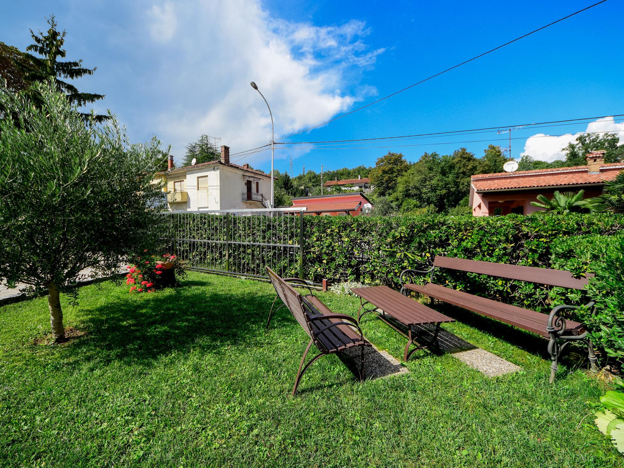 Foto 35 - Appartamento con 2 camere da letto a Matulji con piscina e vista mare