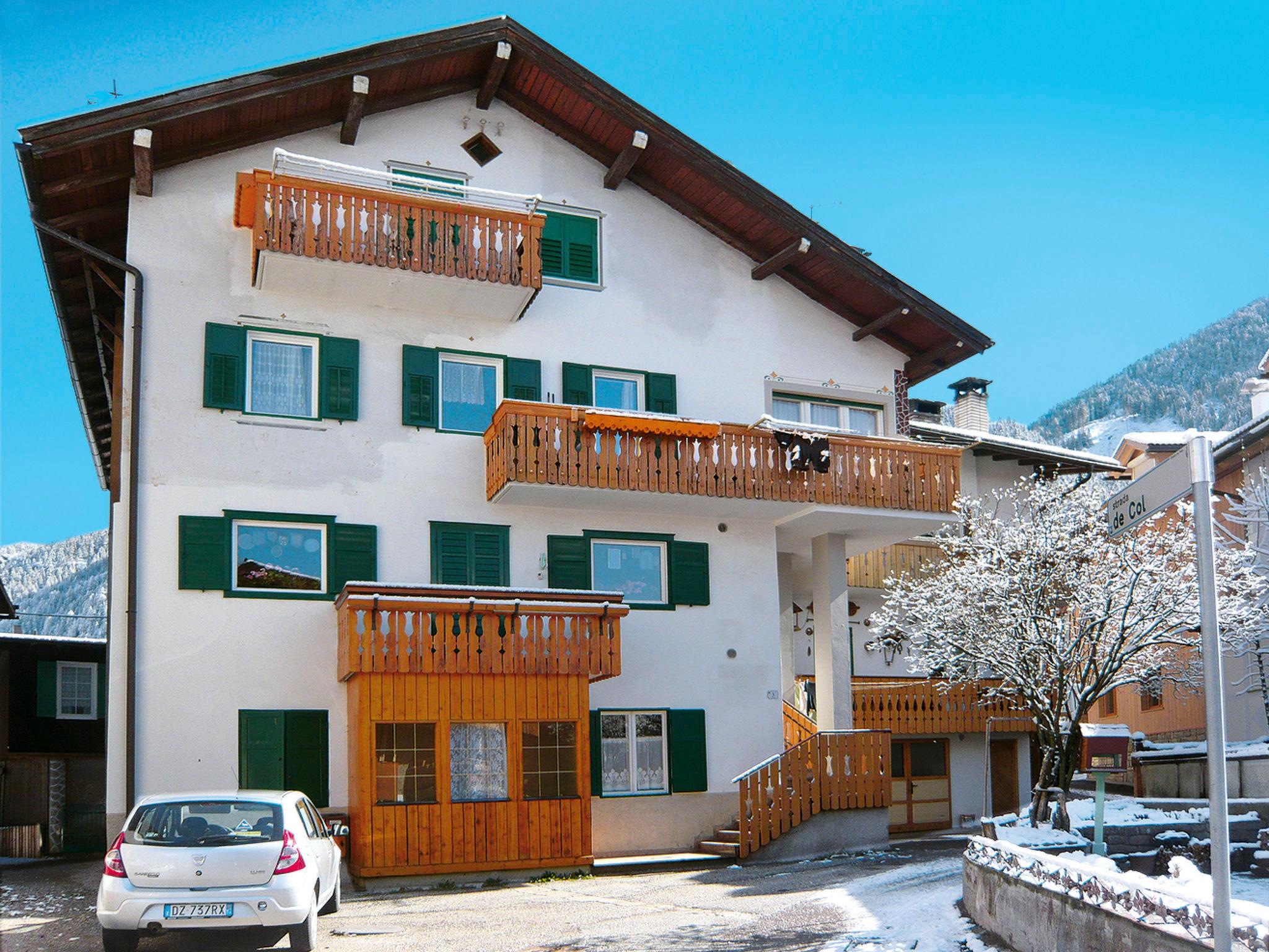 Foto 2 - Apartamento de 3 habitaciones en San Giovanni di Fassa-Sèn Jan con vistas a la montaña