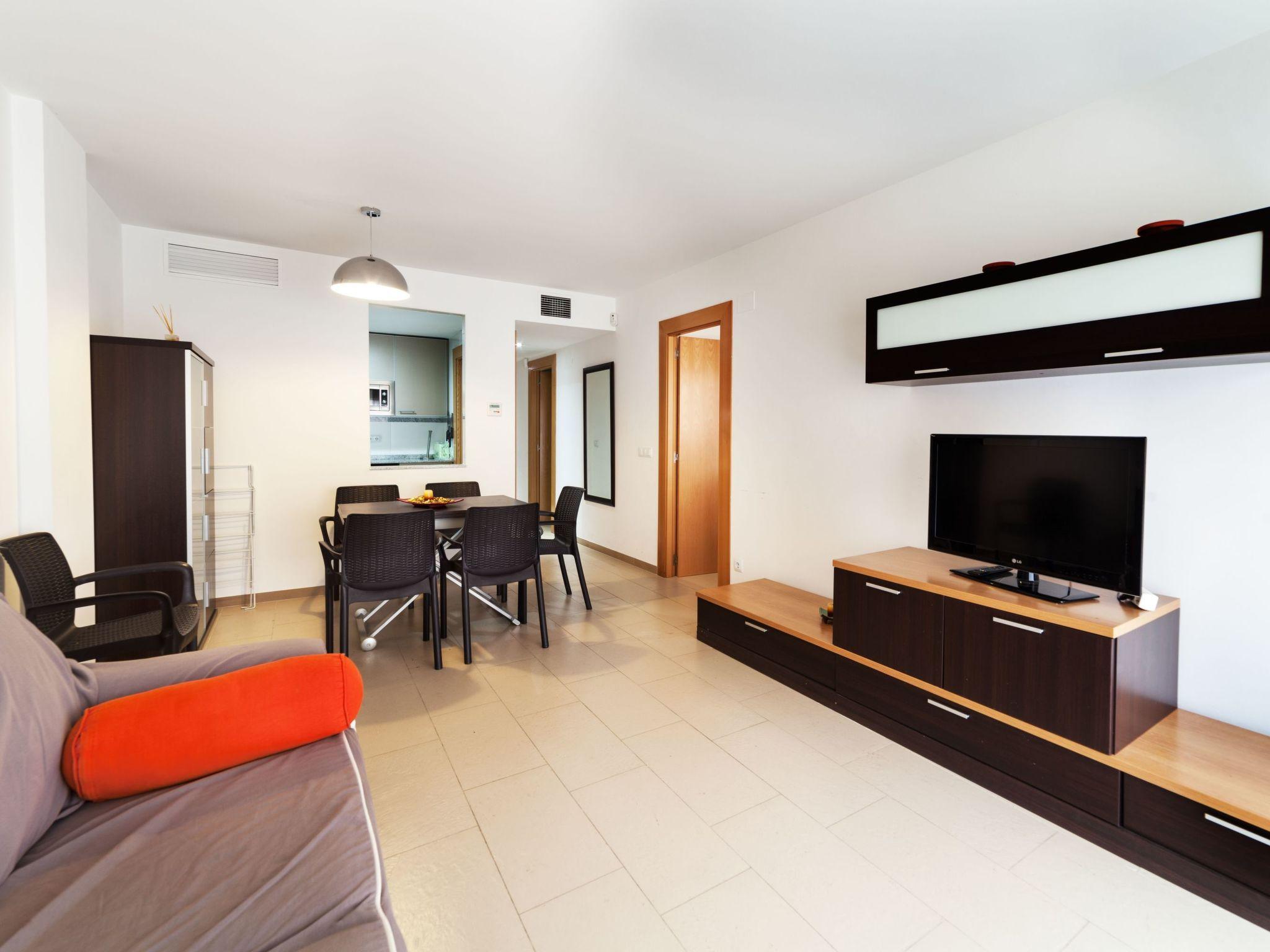 Foto 3 - Appartamento con 3 camere da letto a Calonge i Sant Antoni con piscina e vista mare