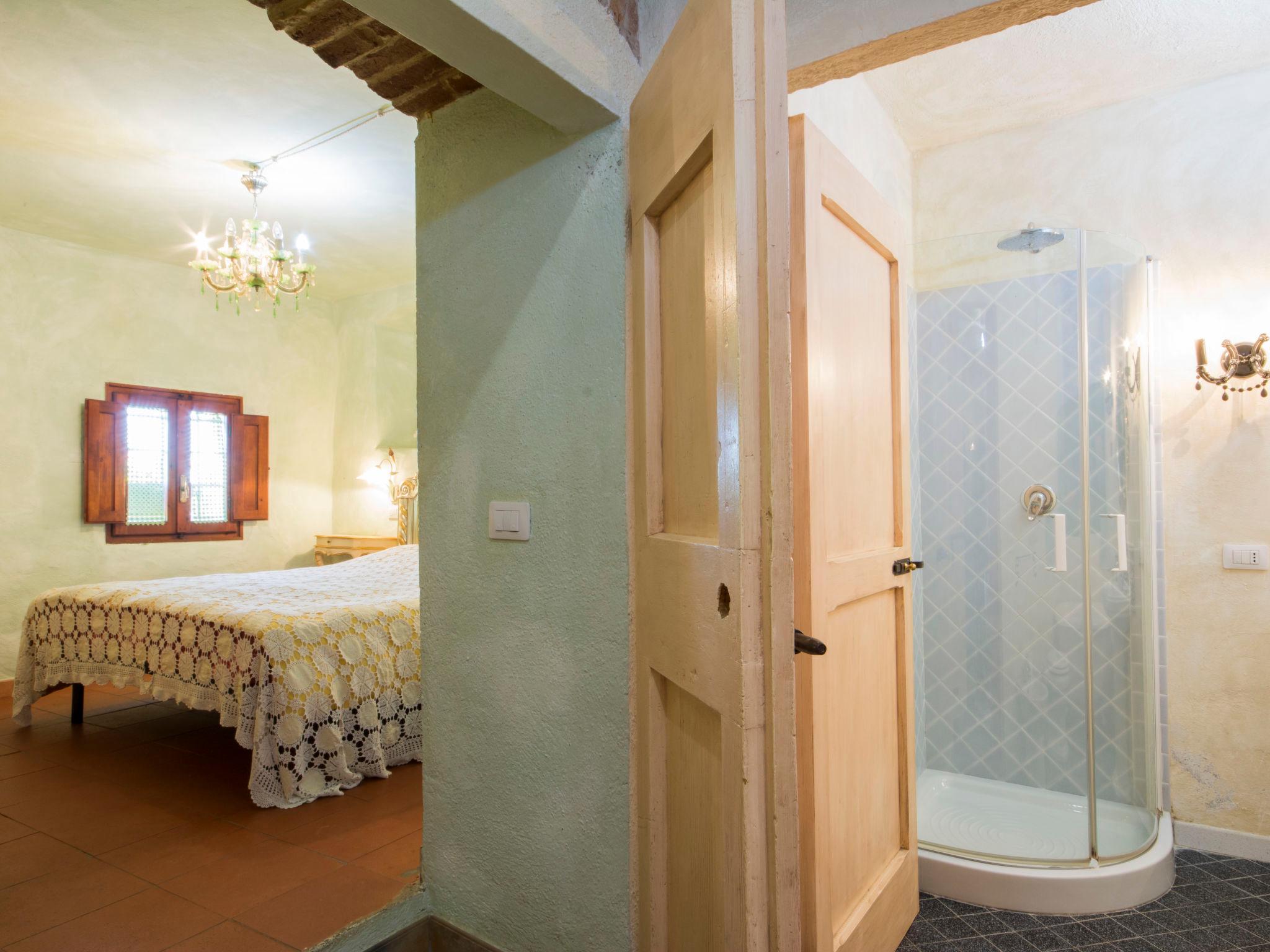 Foto 5 - Apartamento de 1 habitación en San Casciano in Val di Pesa con piscina y jardín