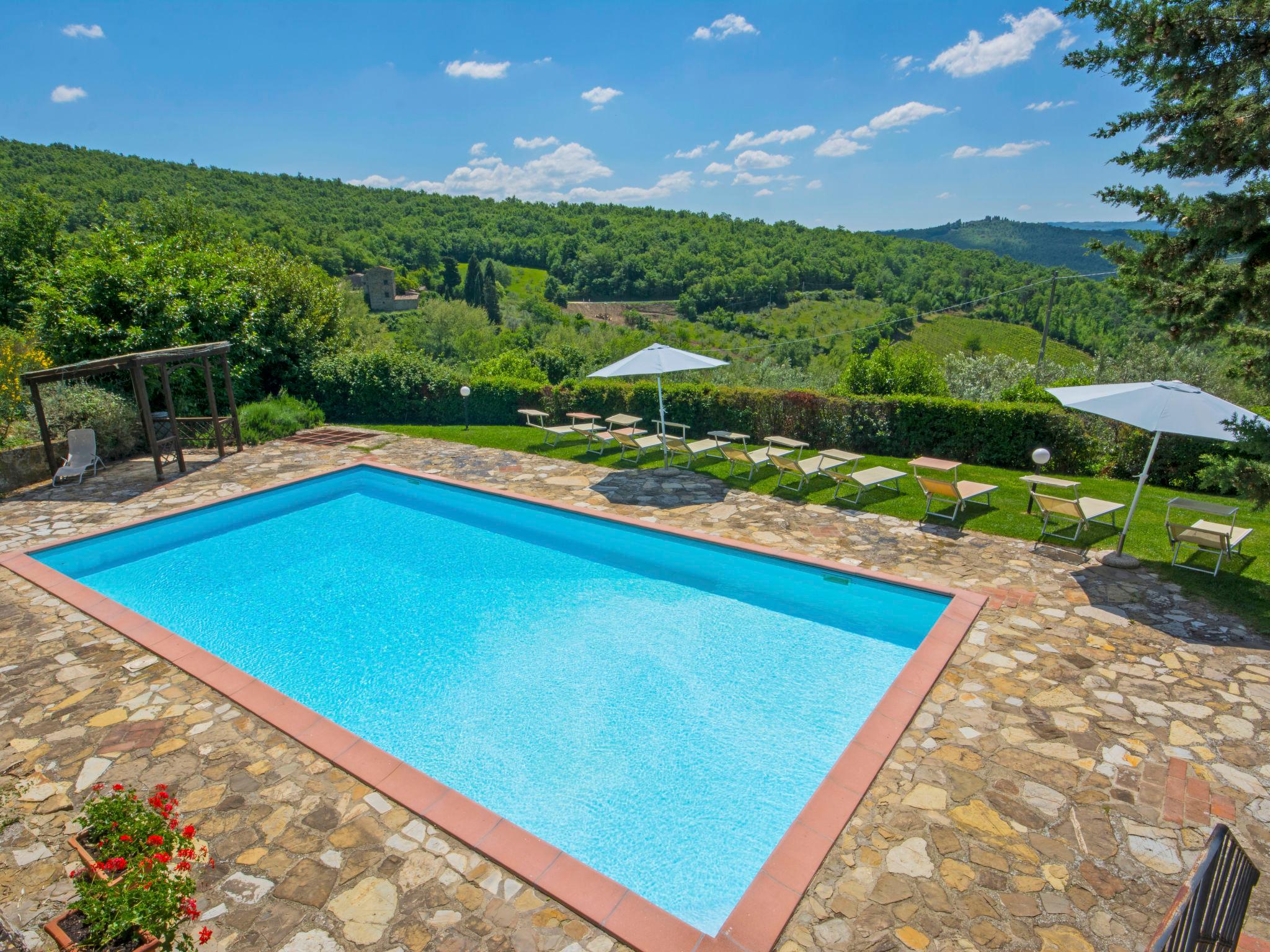 Photo 25 - 2 bedroom House in San Casciano in Val di Pesa with swimming pool and garden