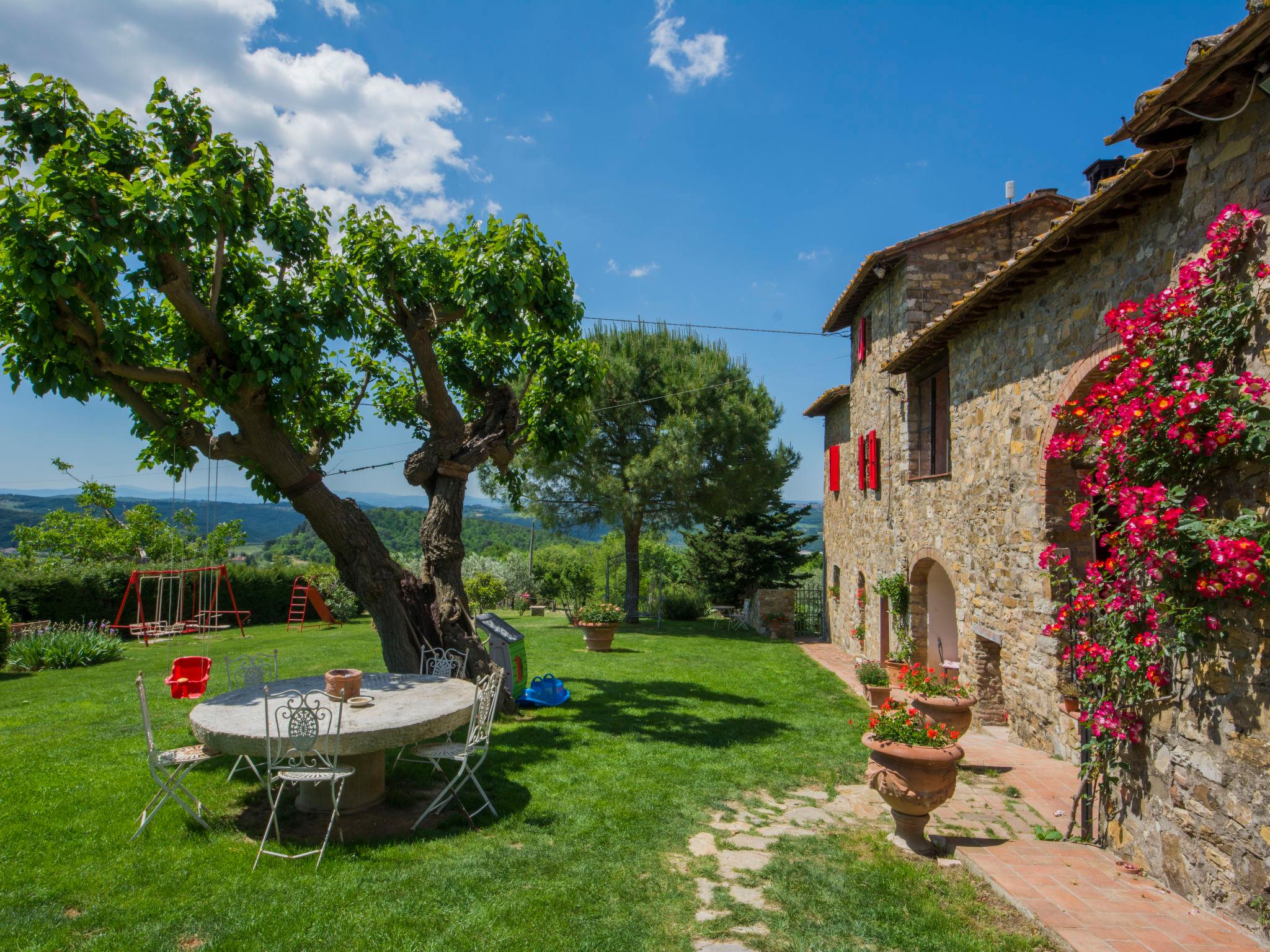 Foto 1 - Apartamento de 1 habitación en San Casciano in Val di Pesa con piscina y jardín