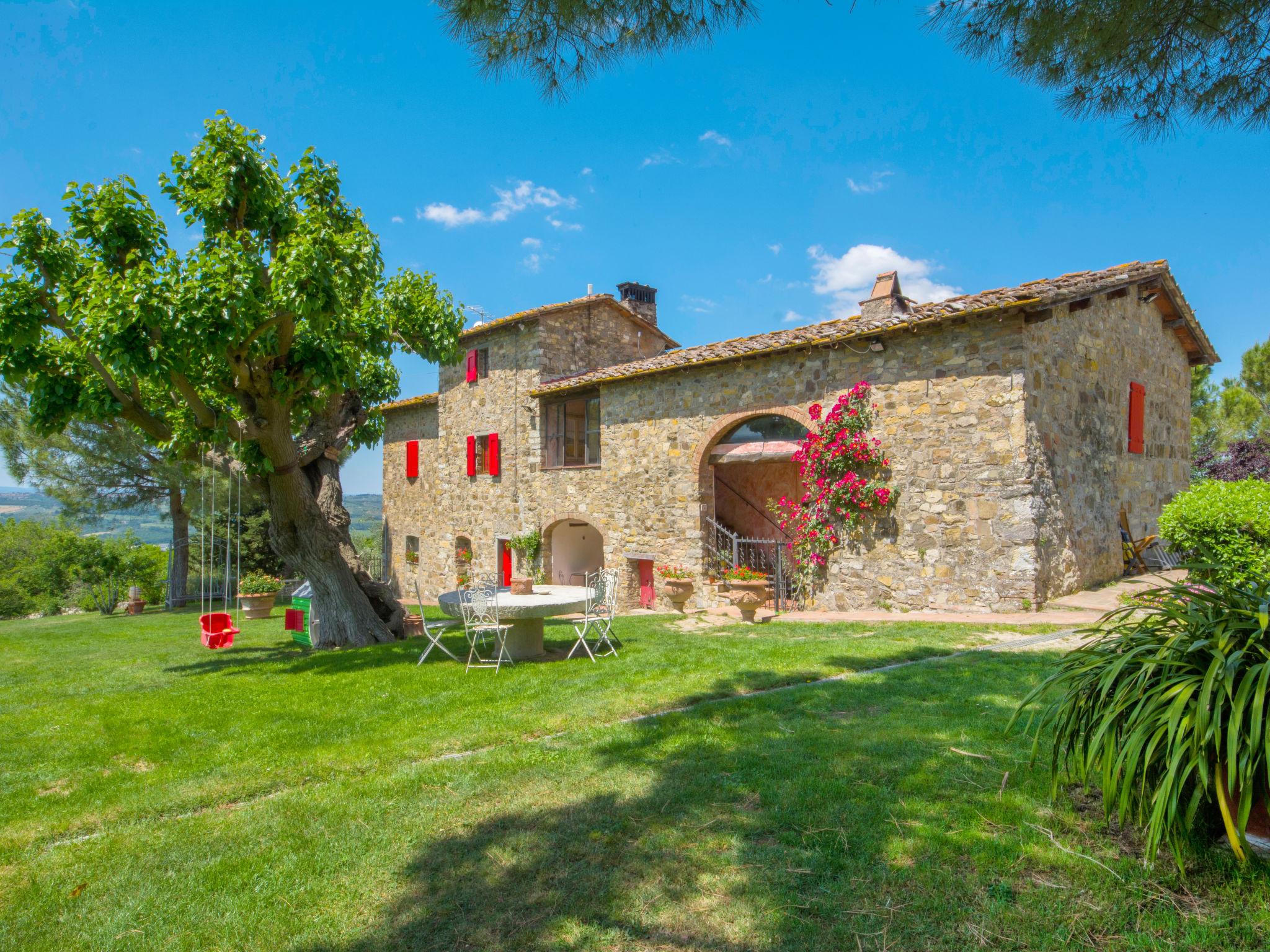 Foto 1 - Apartamento de 2 habitaciones en San Casciano in Val di Pesa con piscina y jardín