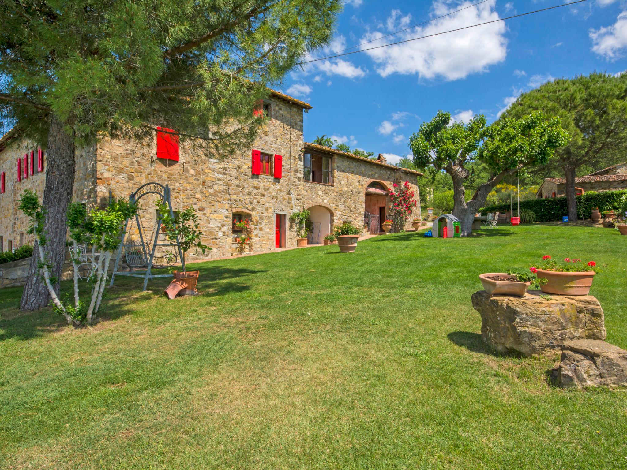 Foto 6 - Apartamento de 2 habitaciones en San Casciano in Val di Pesa con piscina y jardín
